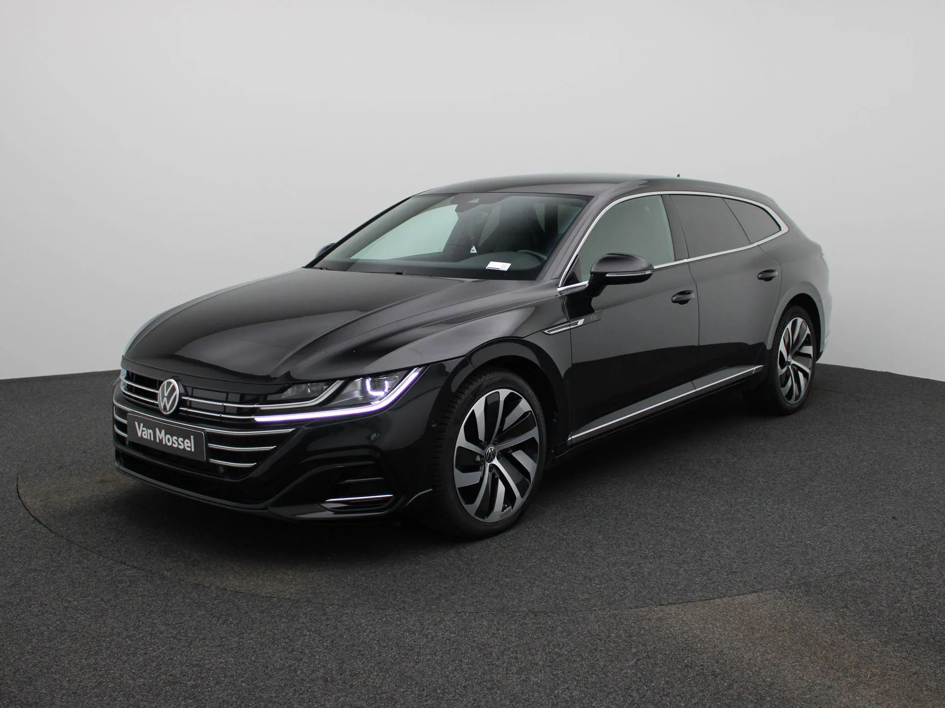 Volkswagen Arteon — foto 1