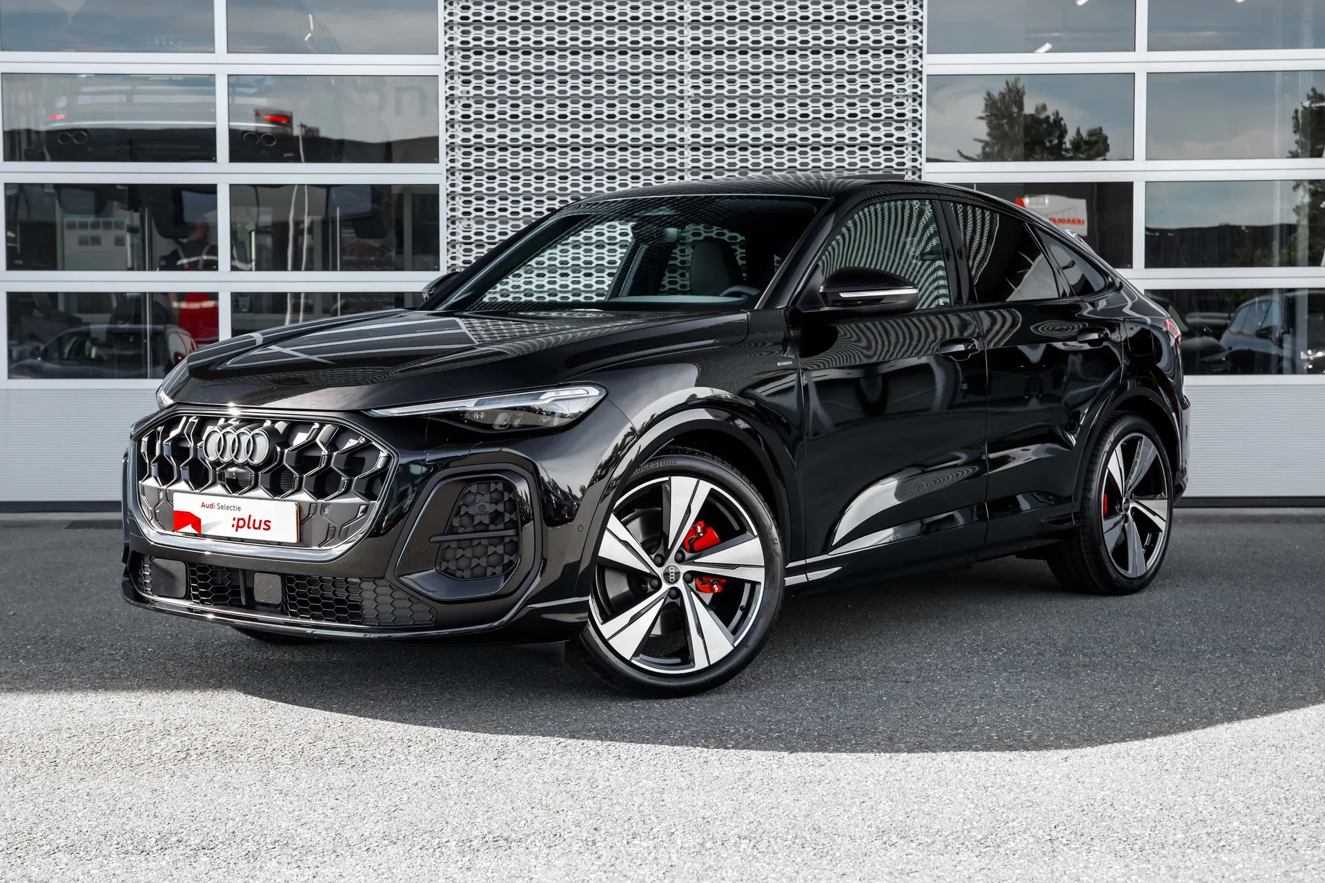 Audi Q5 — foto 1