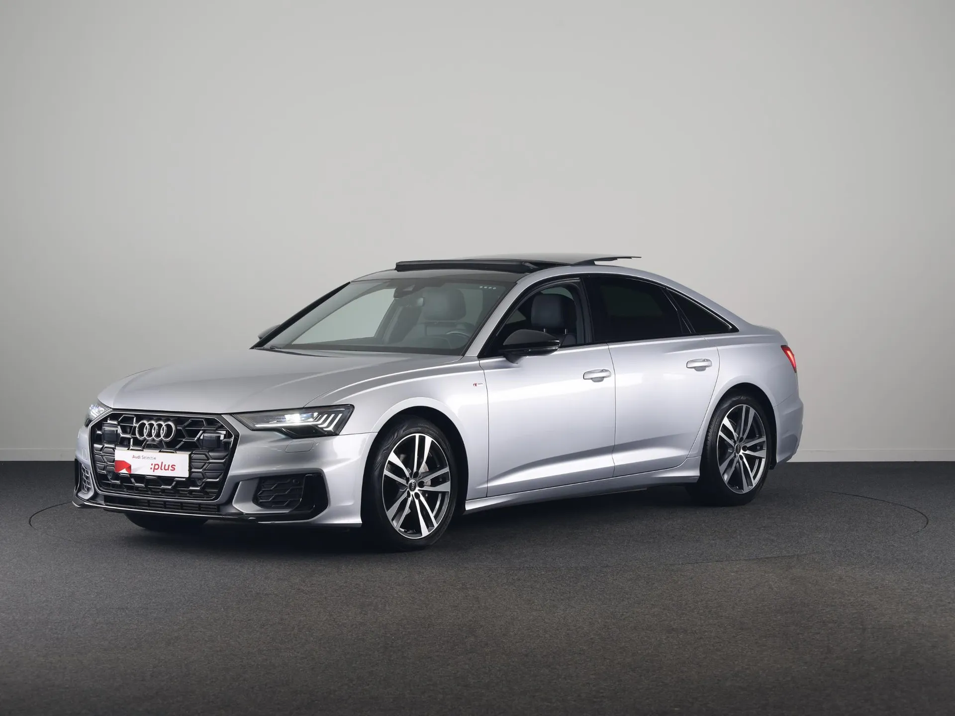 Audi A6 — foto 1
