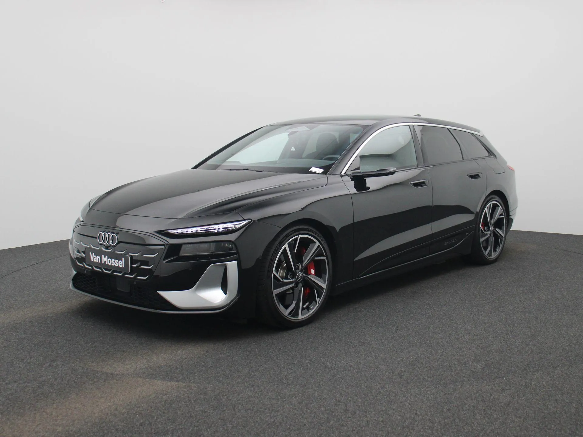 Audi A6 Avant e-tron — foto 1