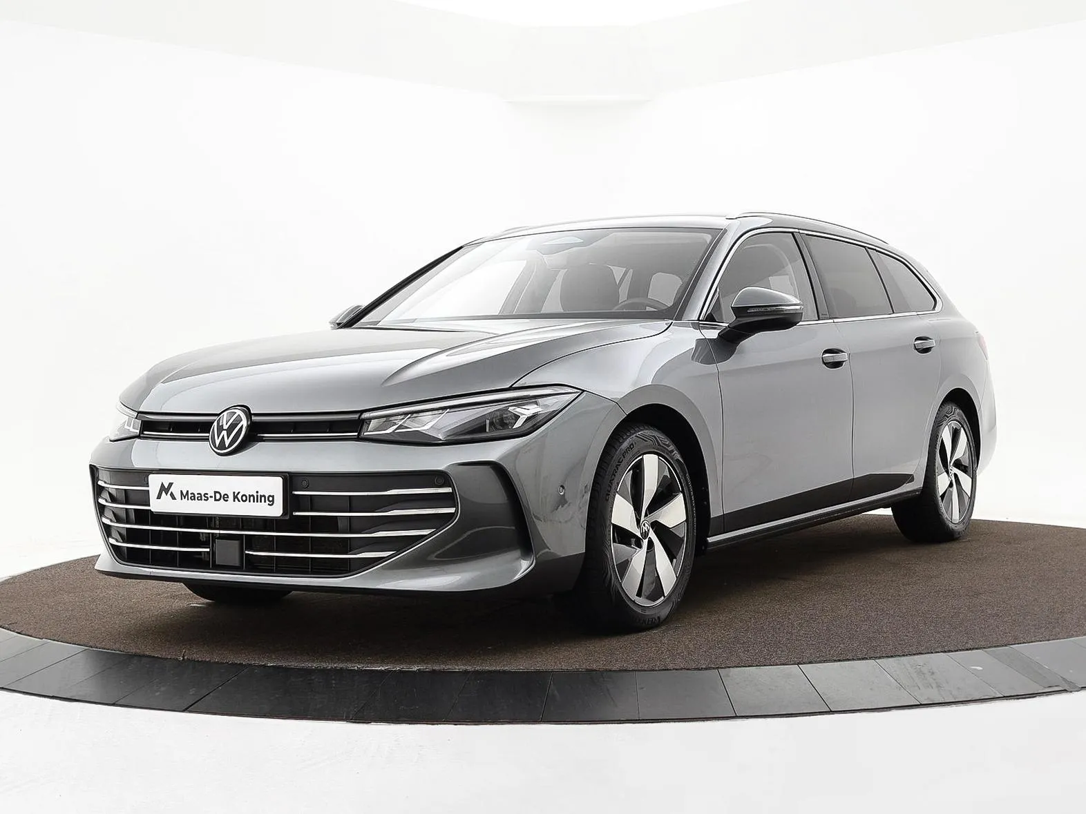Volkswagen Passat — foto 1