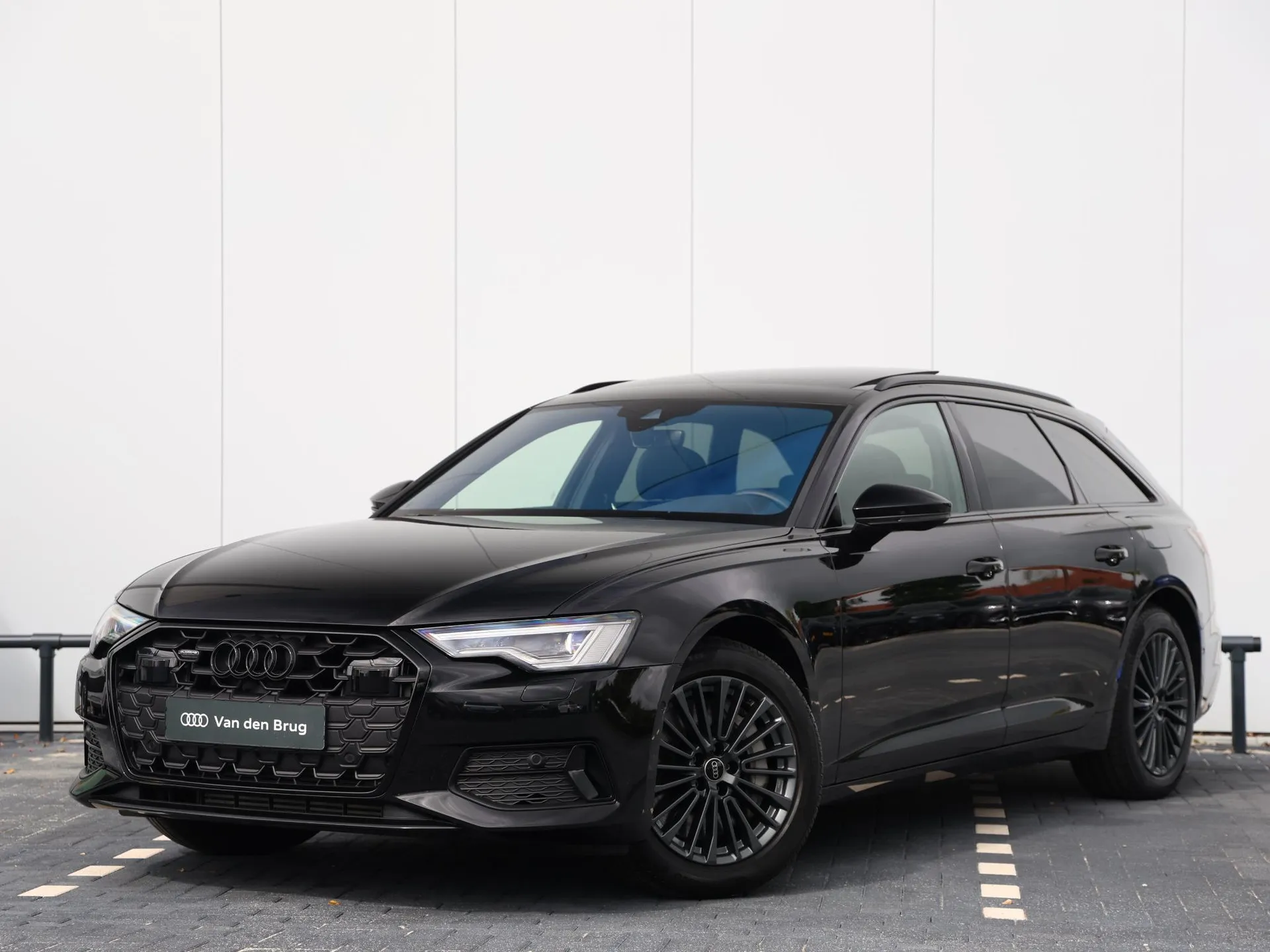 Audi A6 — foto 1