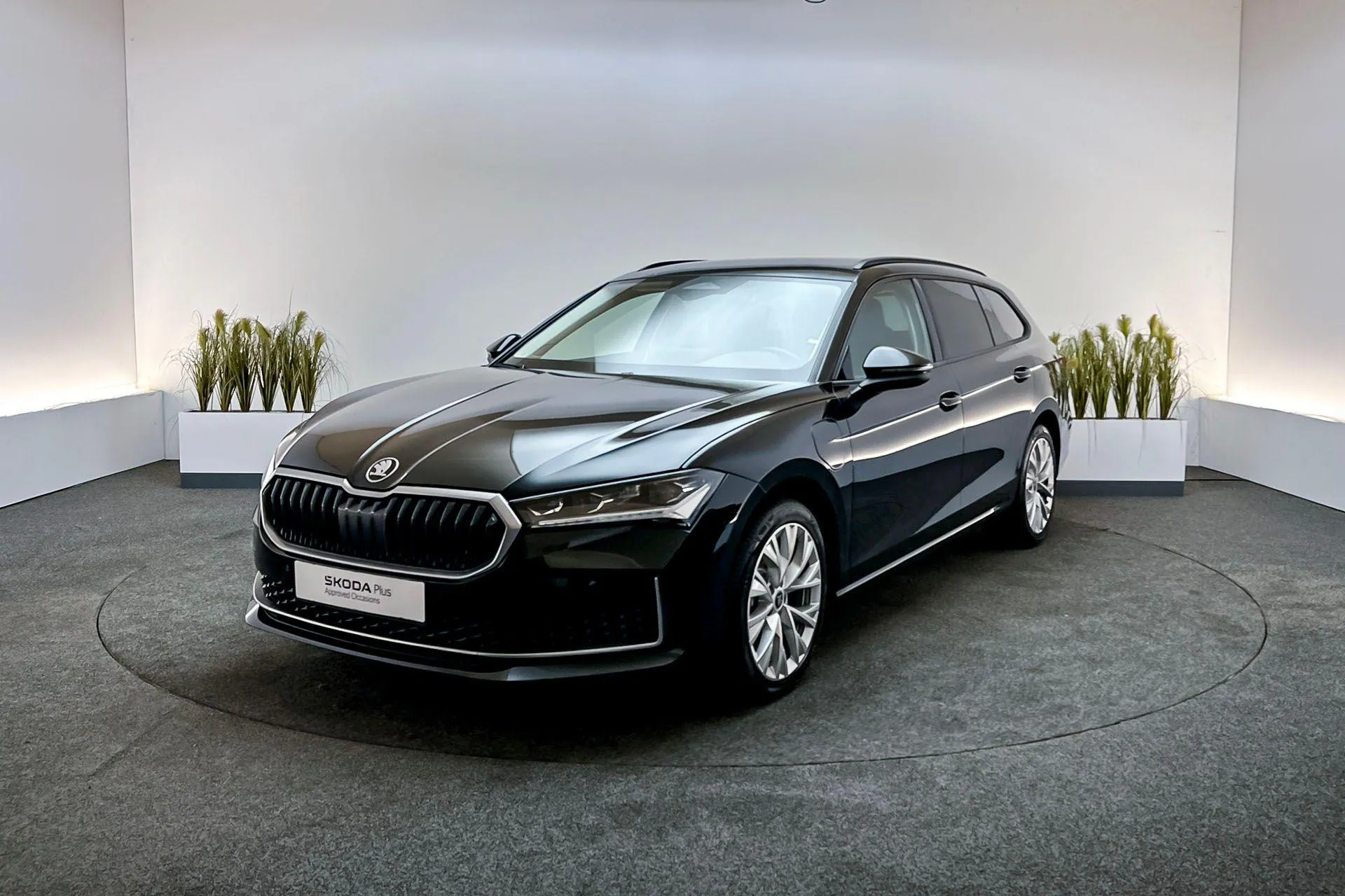 Škoda Superb — foto 1