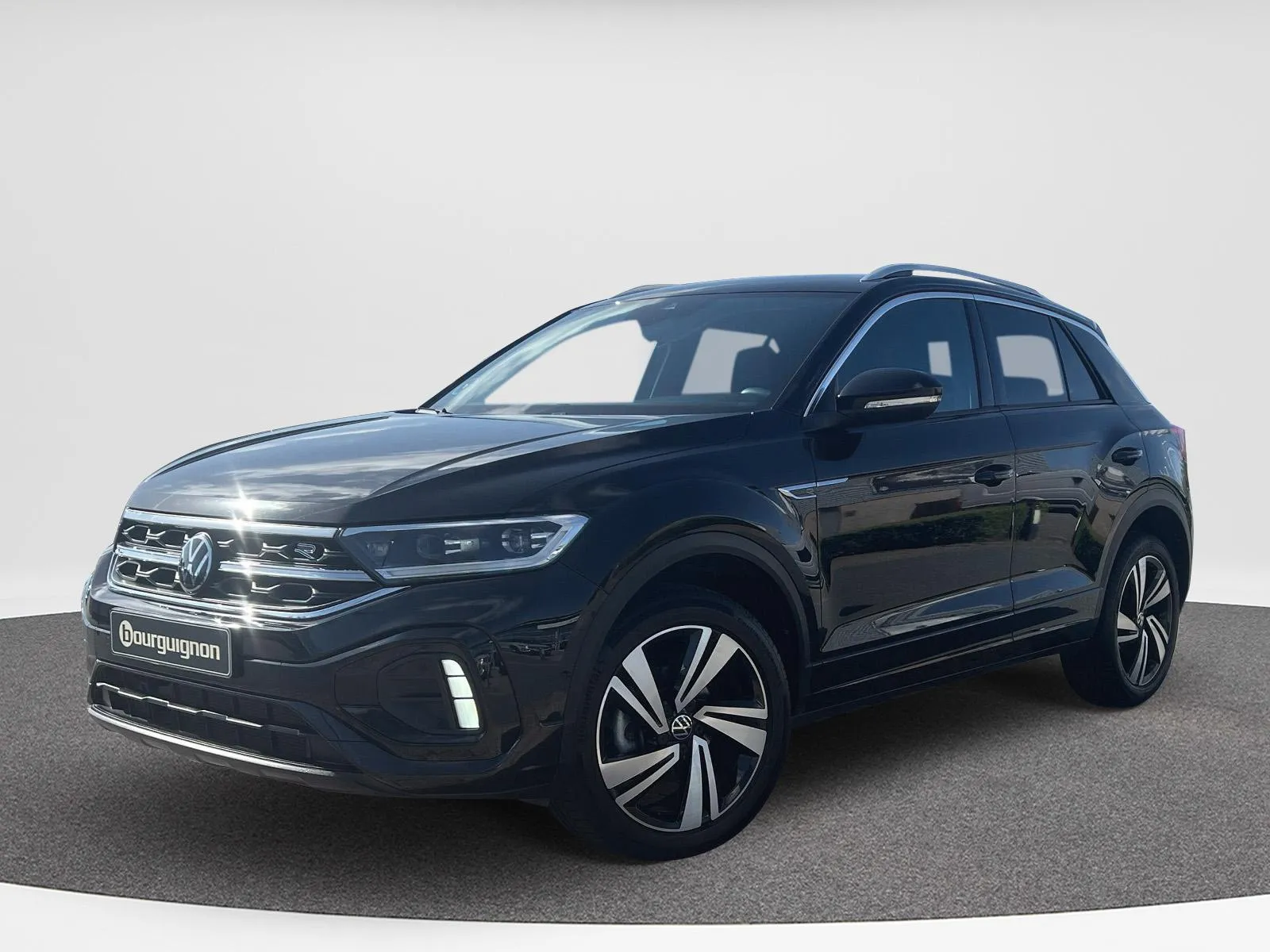 Volkswagen T-Roc — foto 1