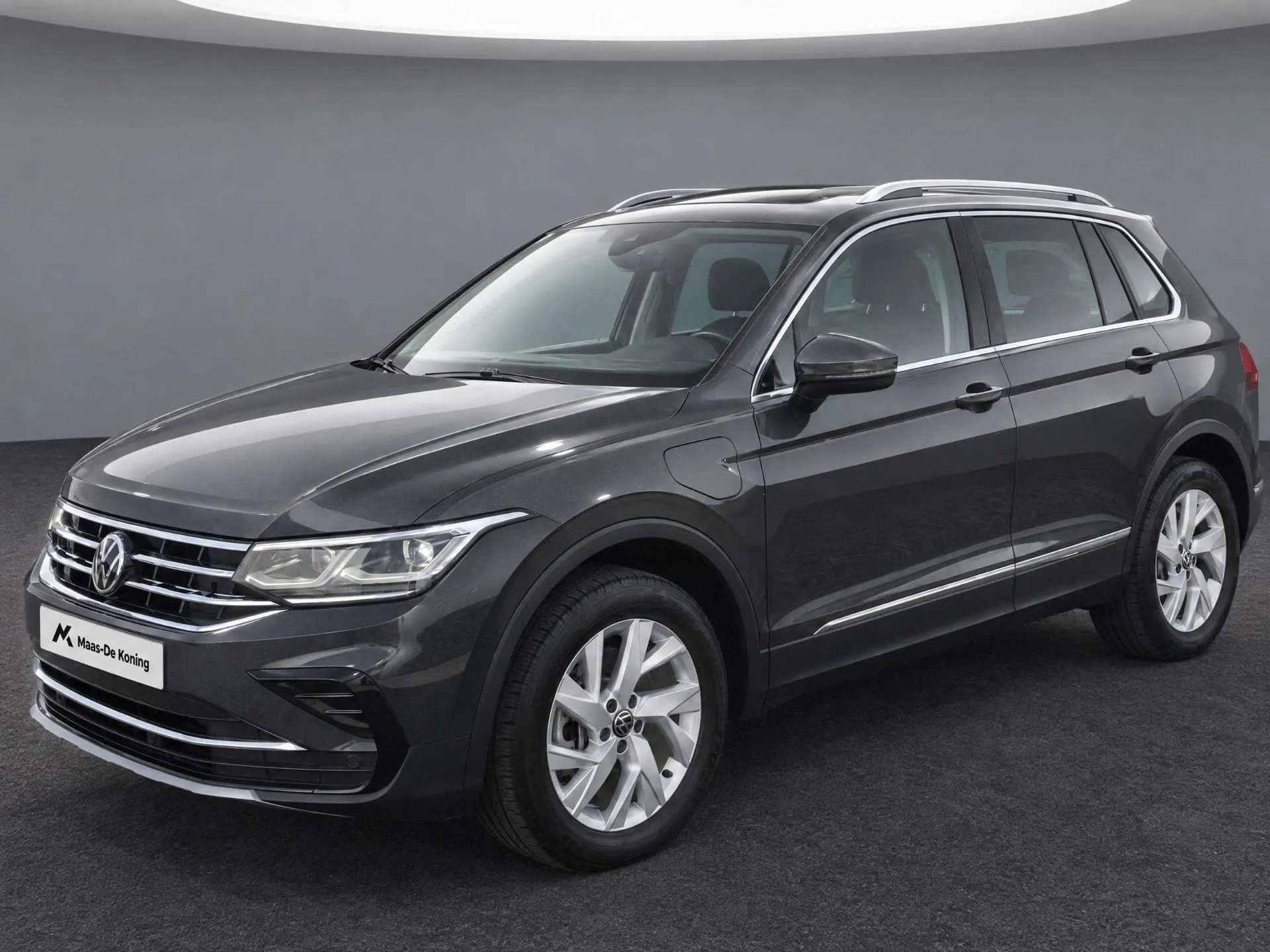 Volkswagen Tiguan — foto 1