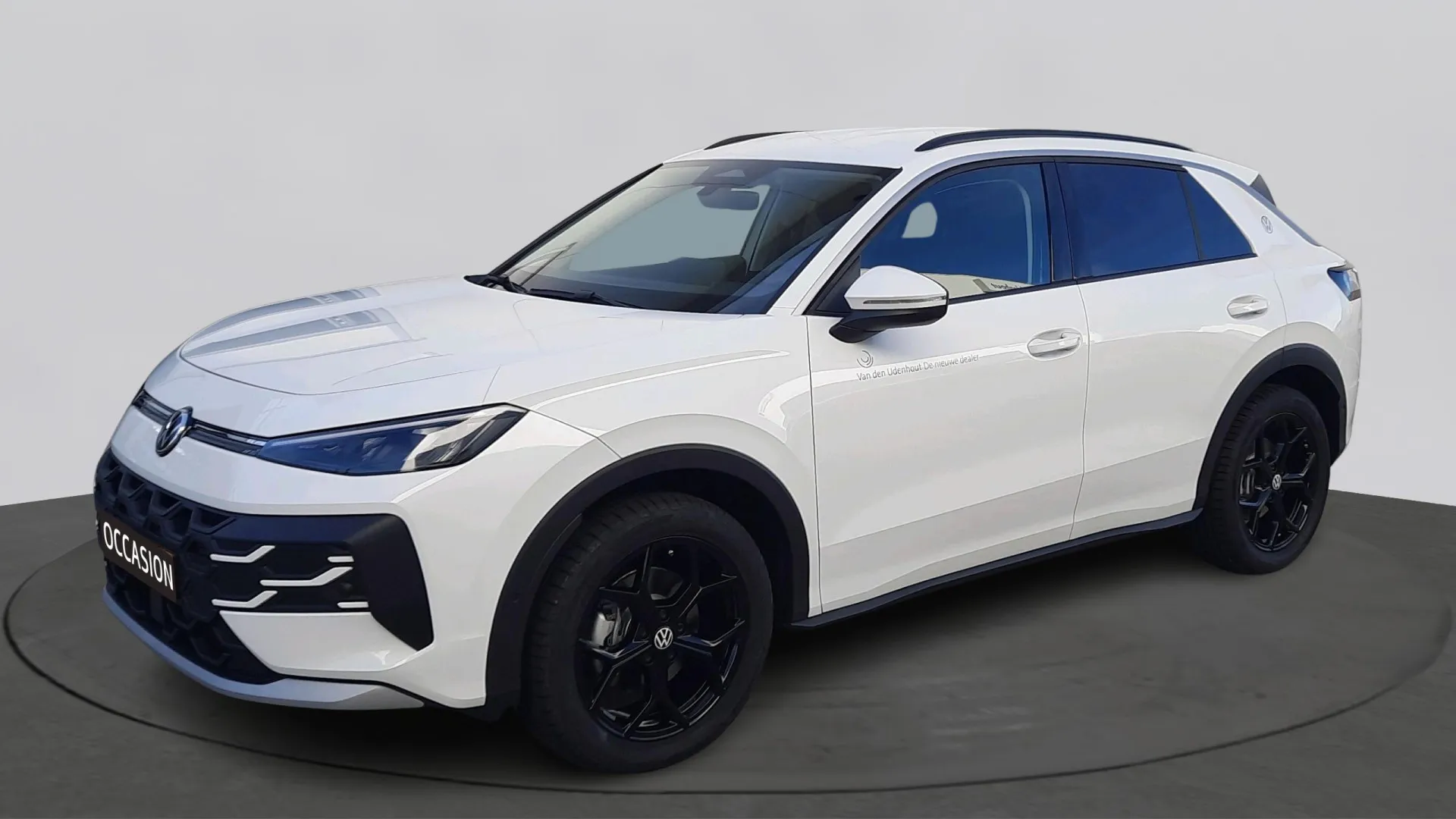 Volkswagen T-Roc — foto 1