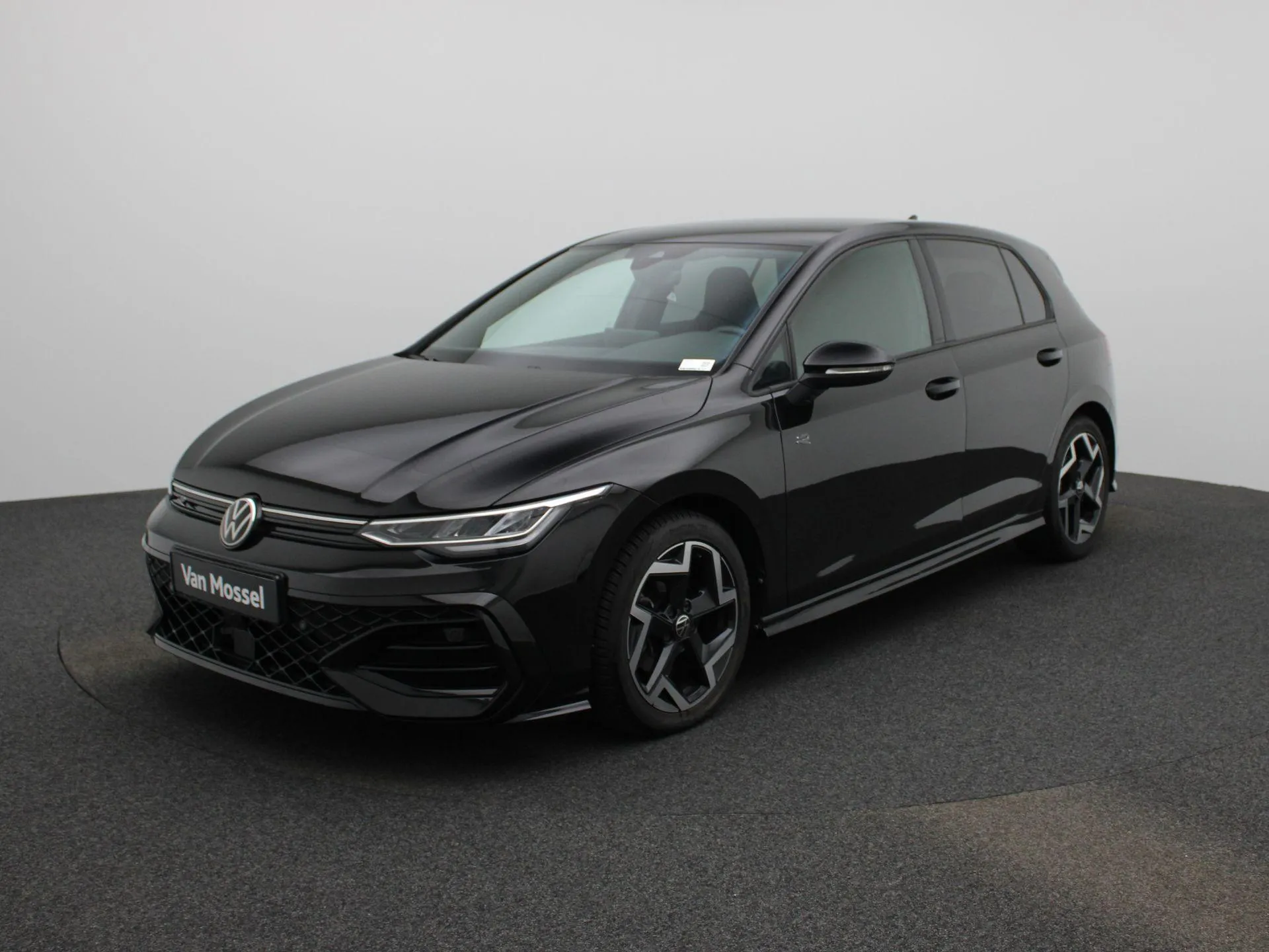 Volkswagen Golf — foto 1