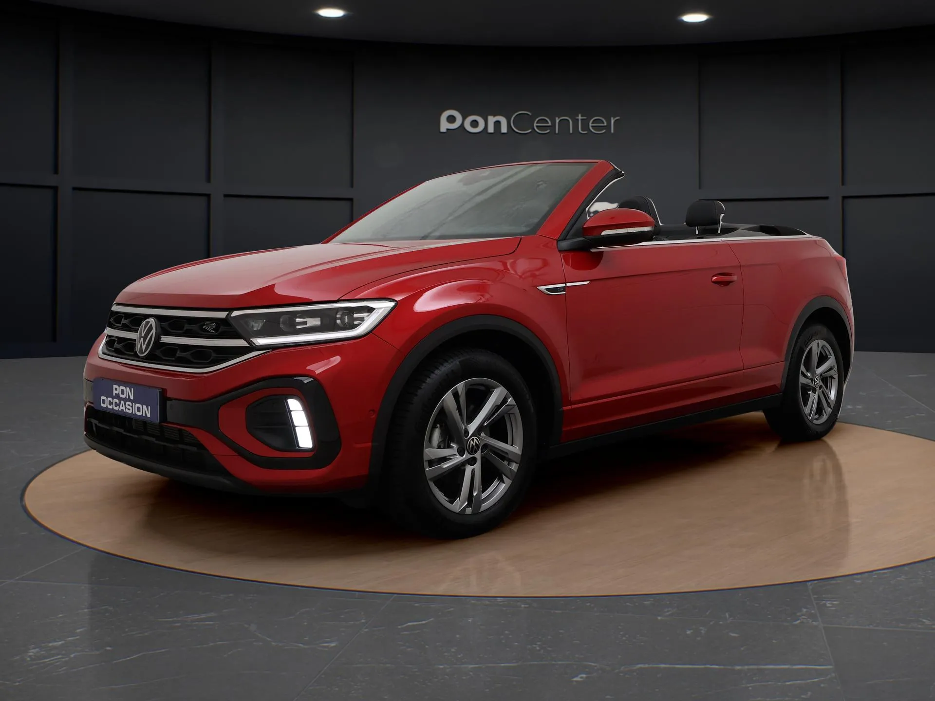 Volkswagen T-Roc — foto 1