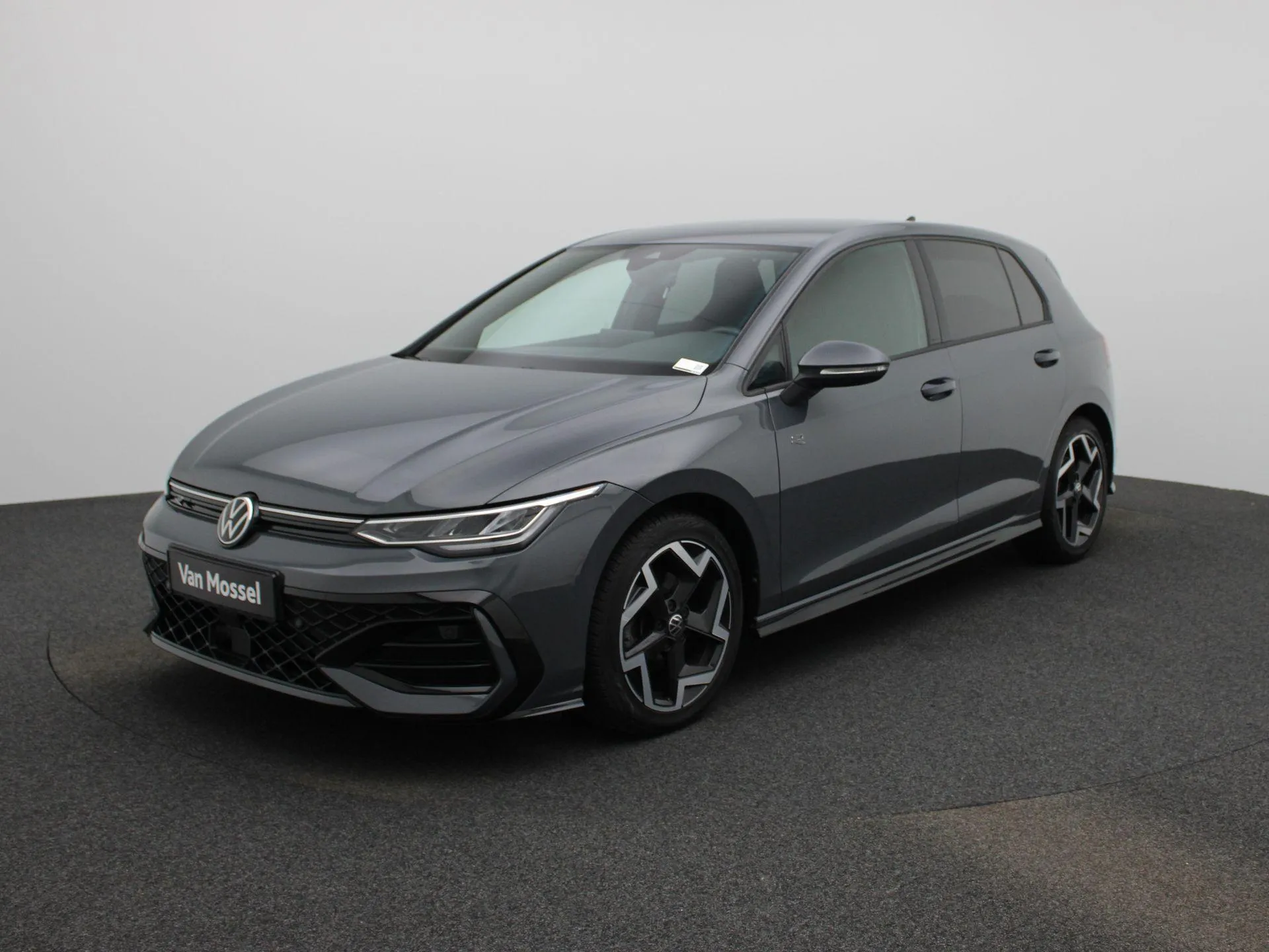 Volkswagen Golf — foto 1