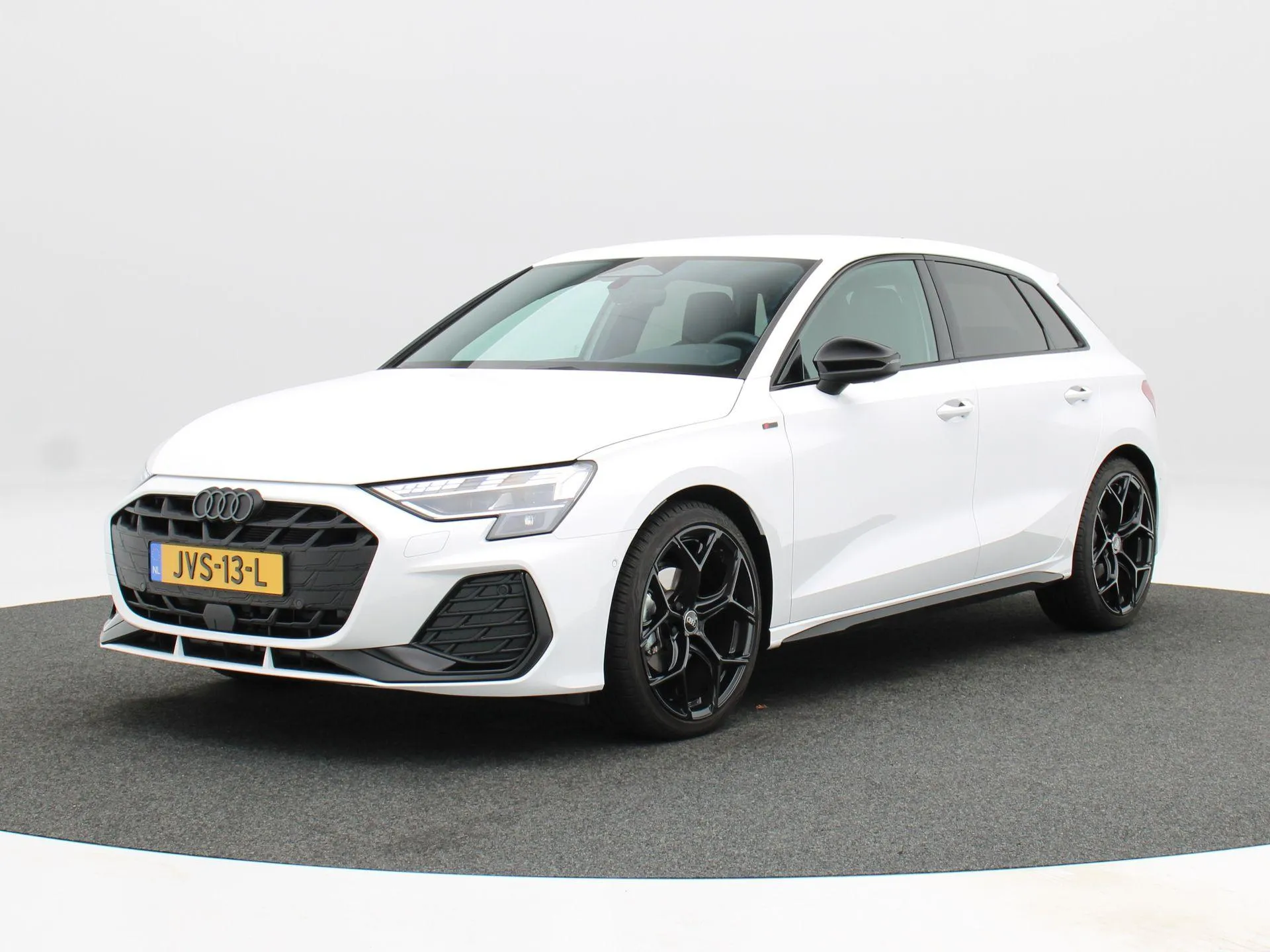 Audi A3 — foto 1