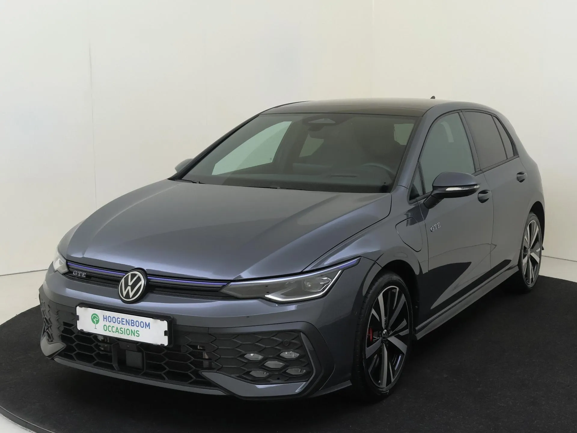 Volkswagen Golf — foto 1