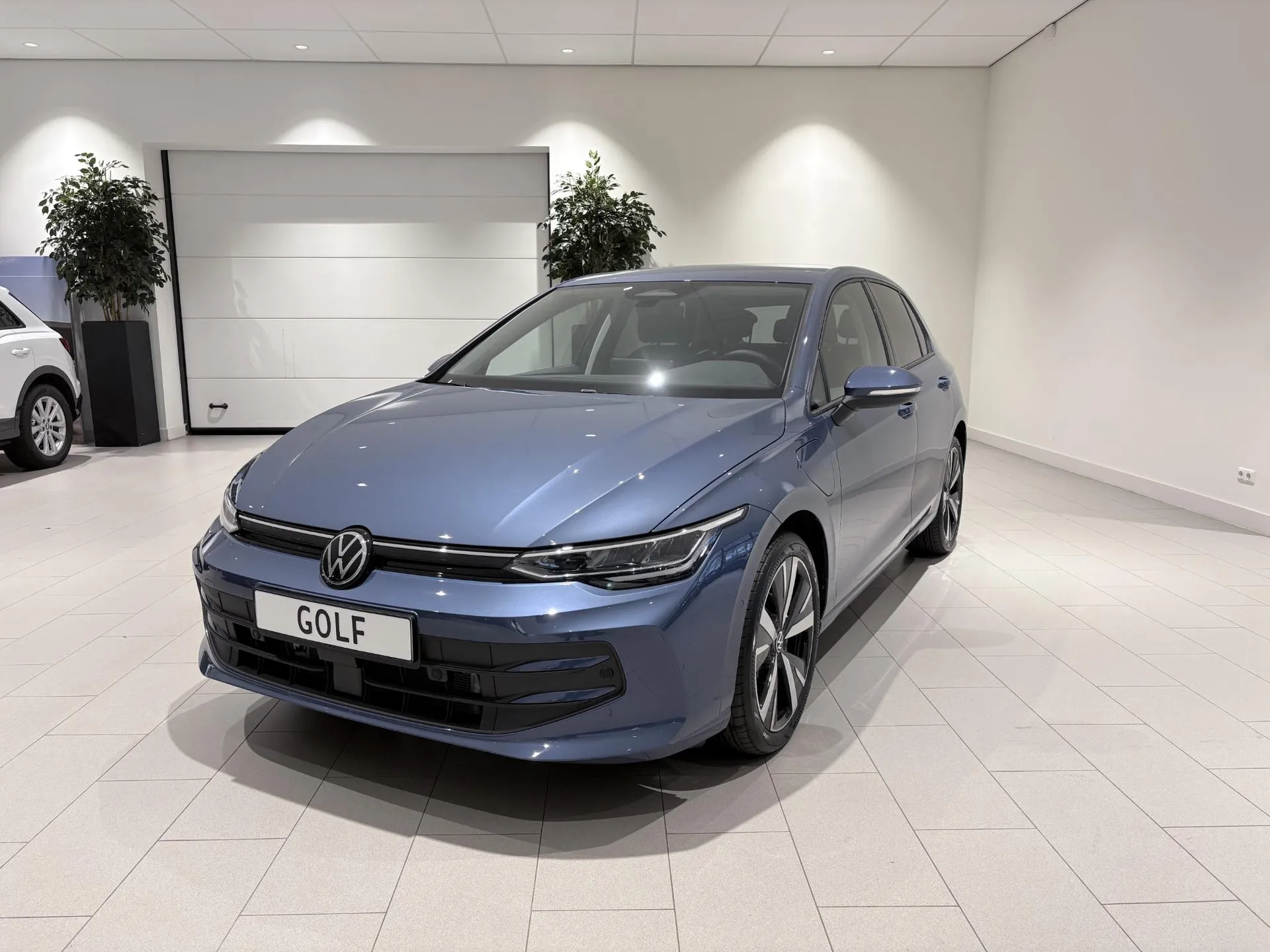 Volkswagen Golf — foto 1
