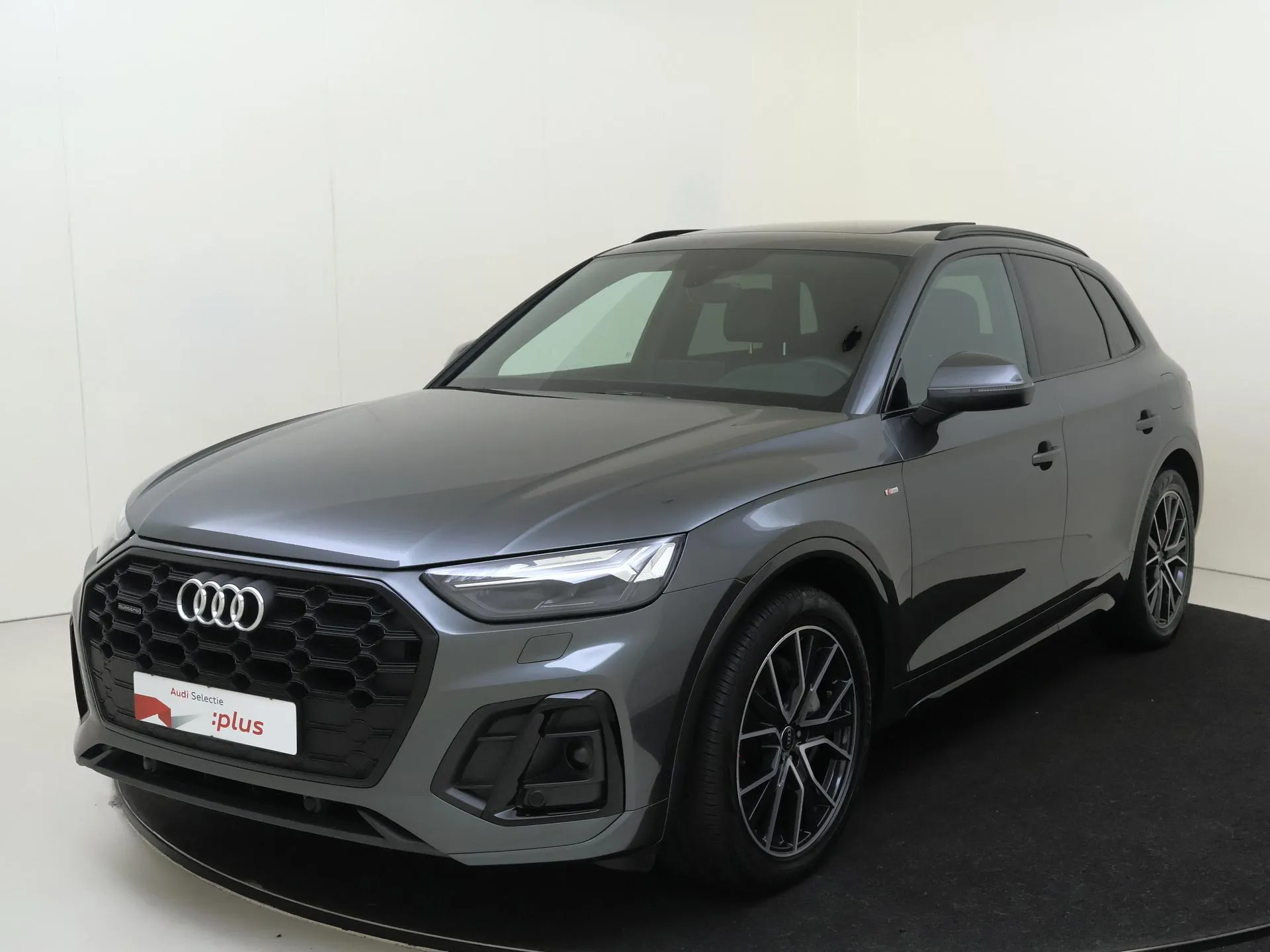 Audi Q5 — foto 1