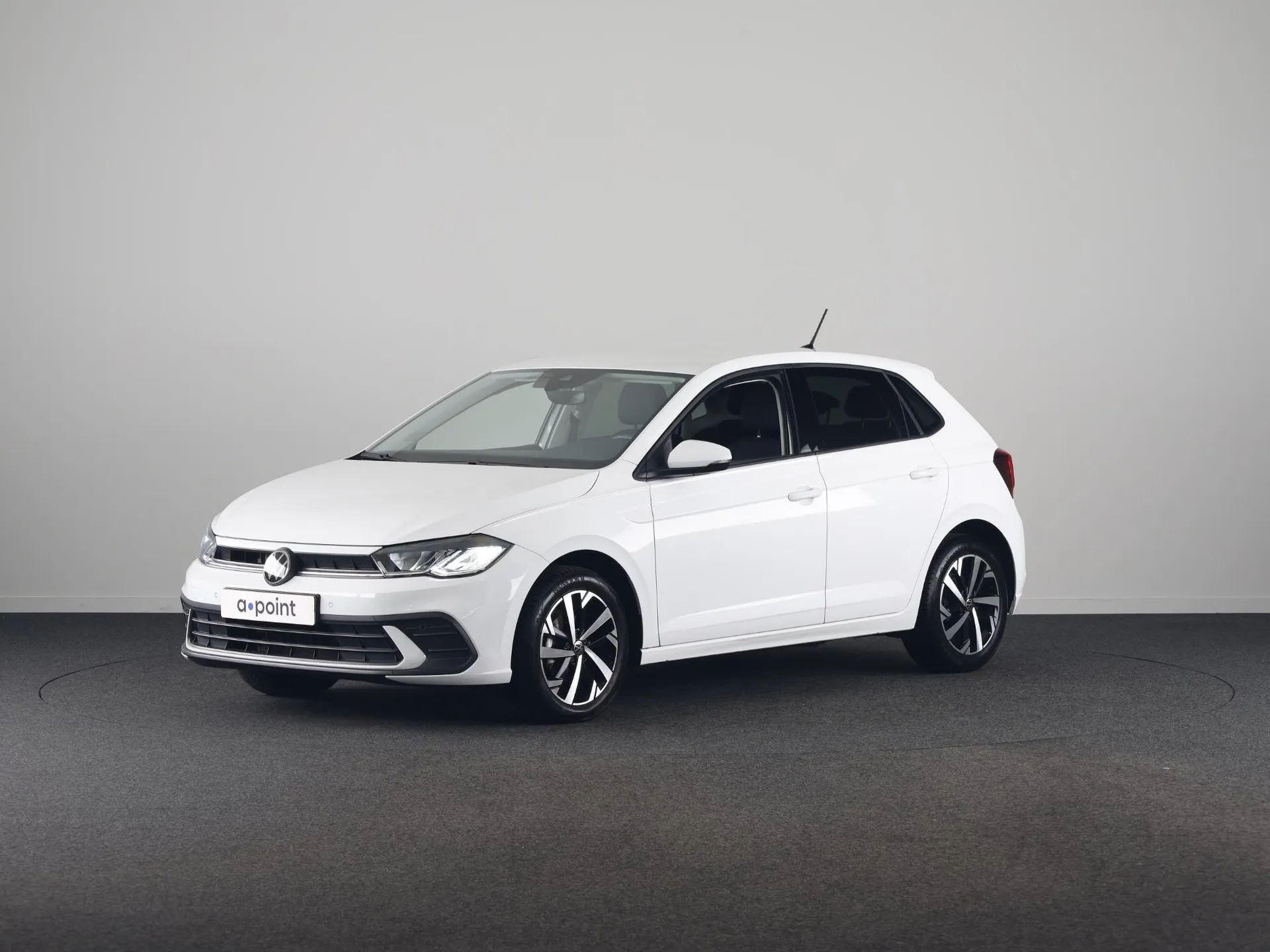 Volkswagen Polo — foto 1