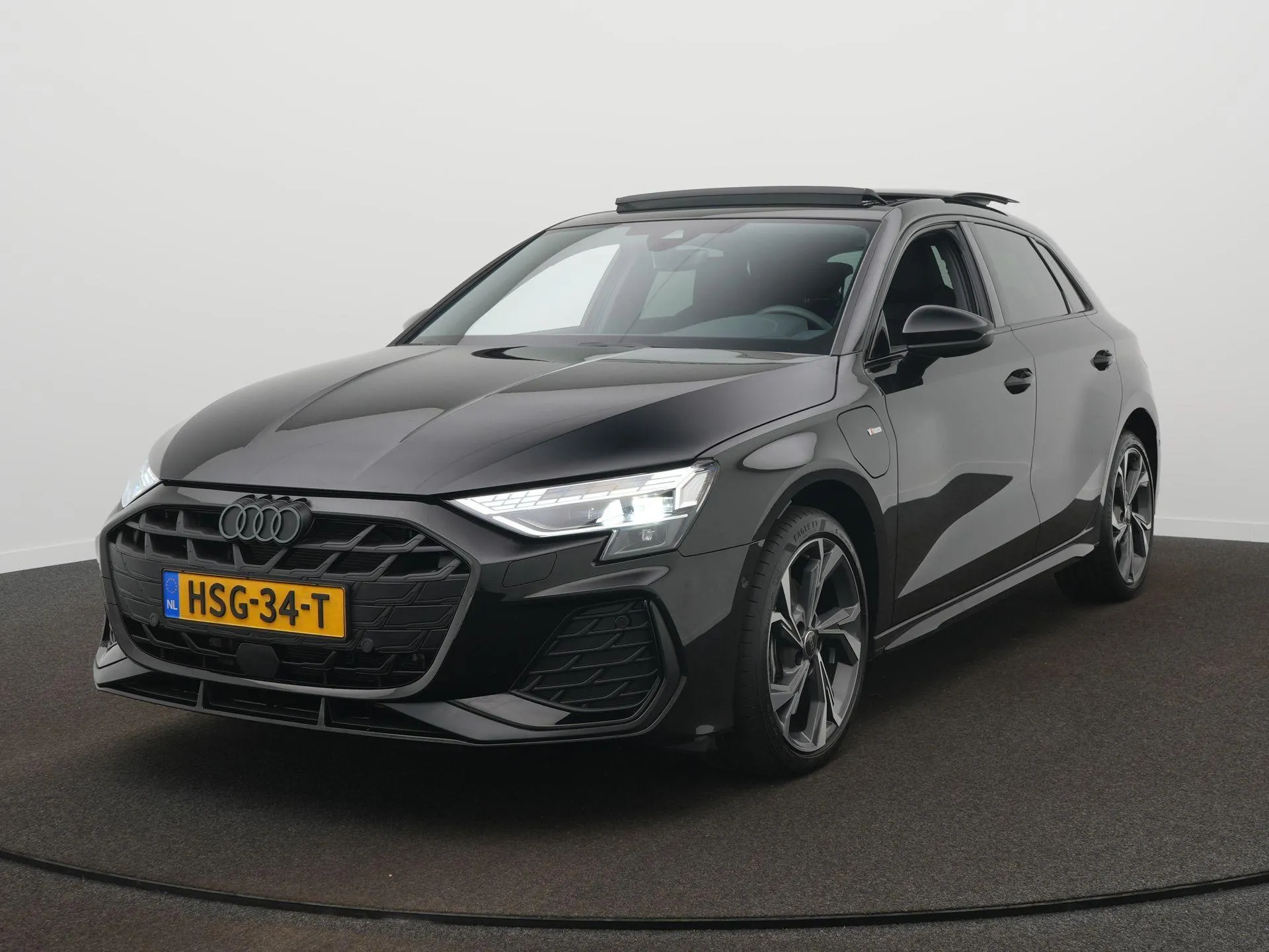 Audi A3 — foto 1