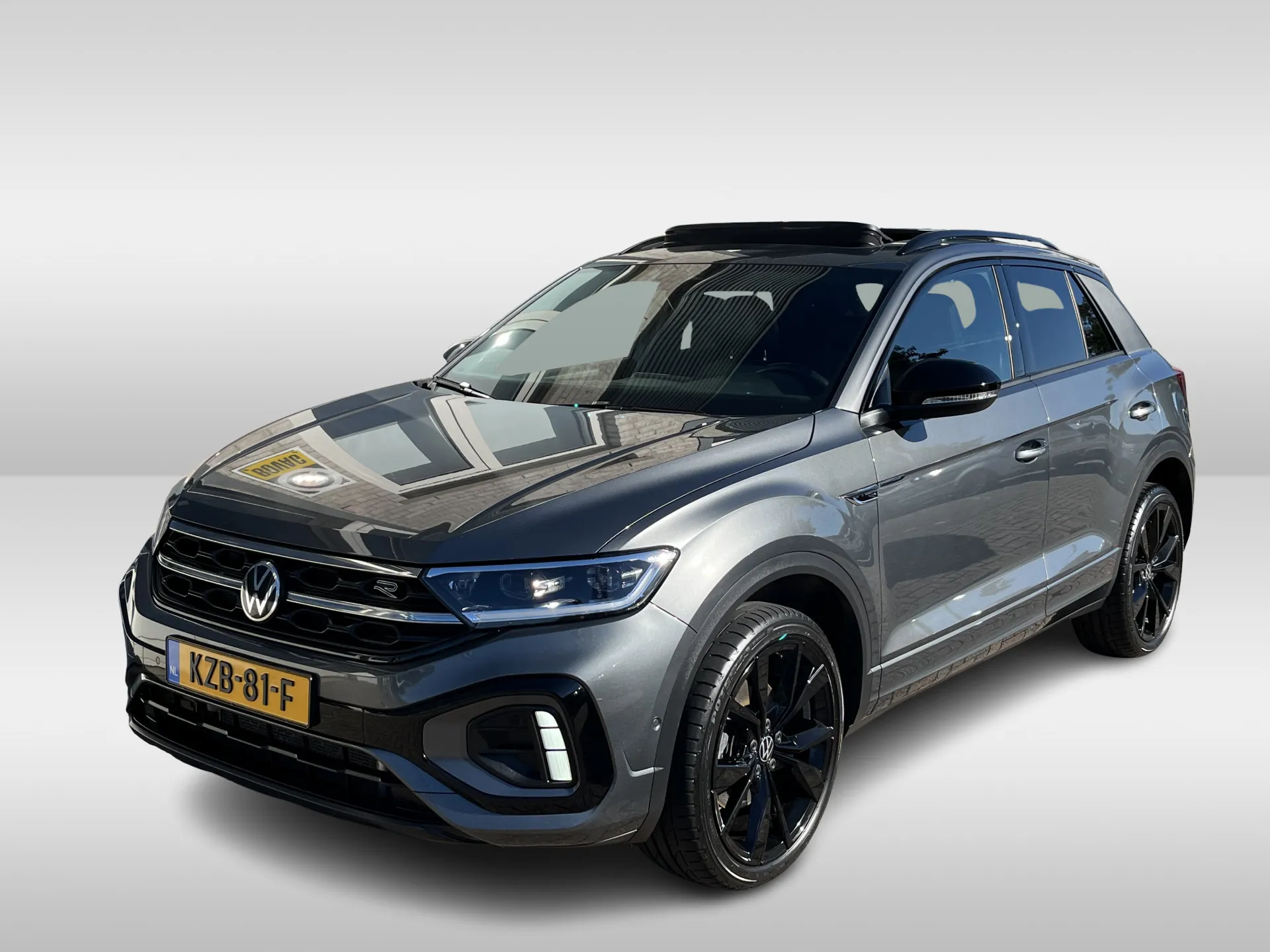 Volkswagen T-Roc — foto 1