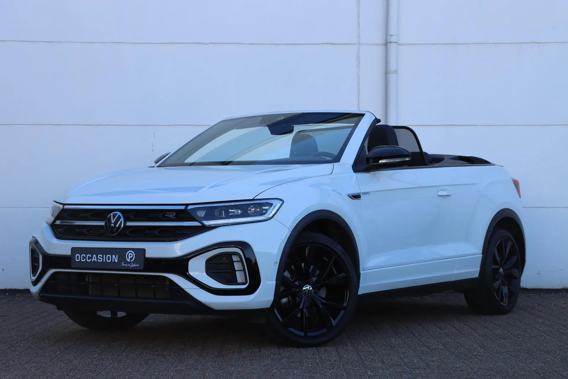 Volkswagen T-Roc — foto 1