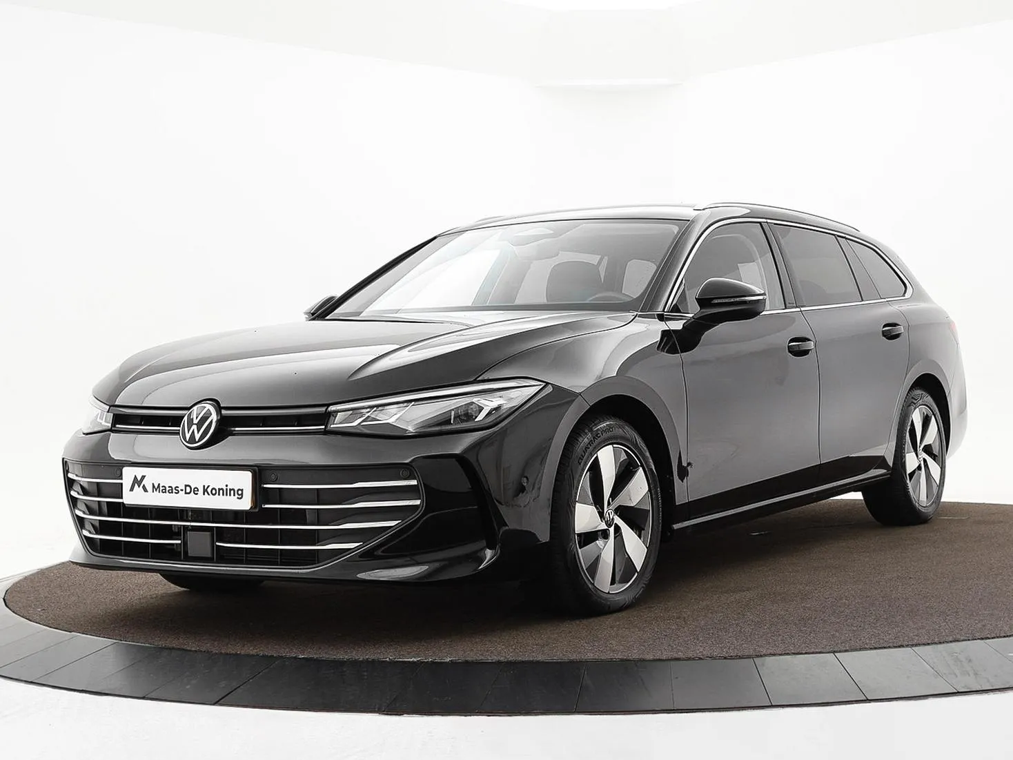 Volkswagen Passat — foto 1