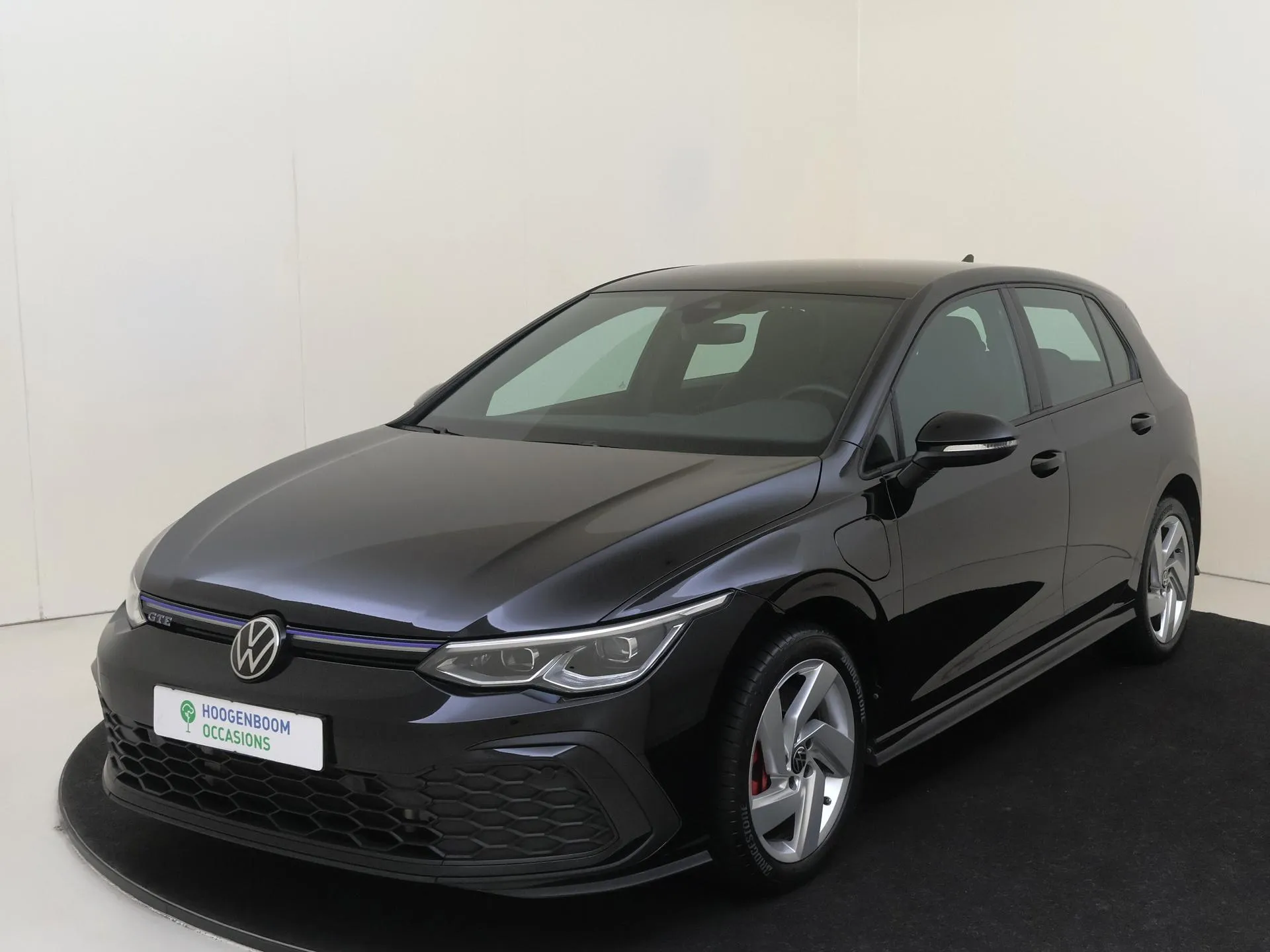 Volkswagen Golf — foto 1