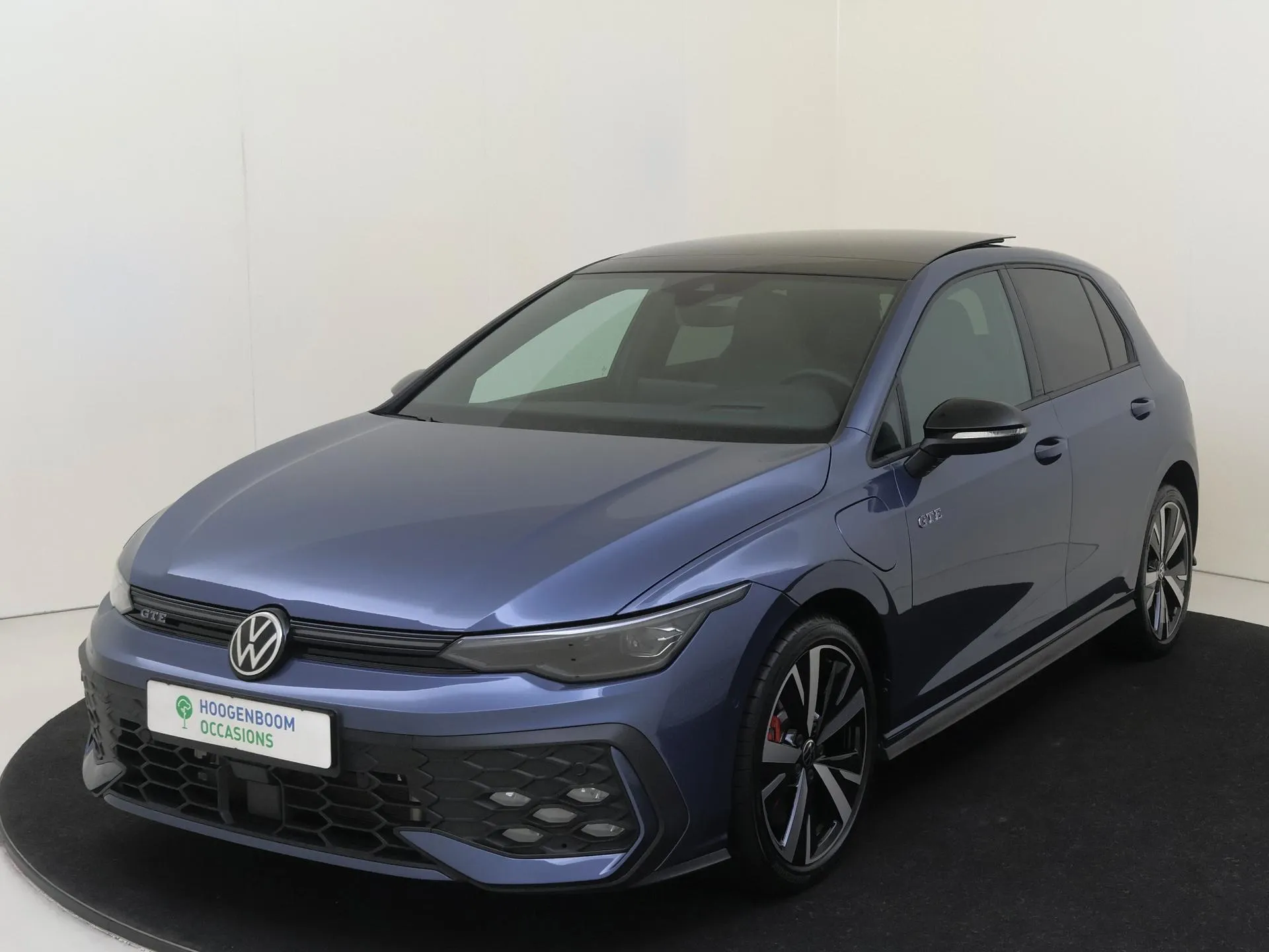 Volkswagen Golf — foto 1