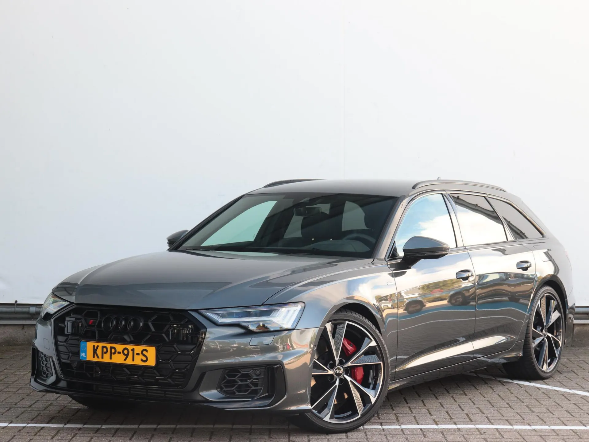 Audi A6 — foto 1