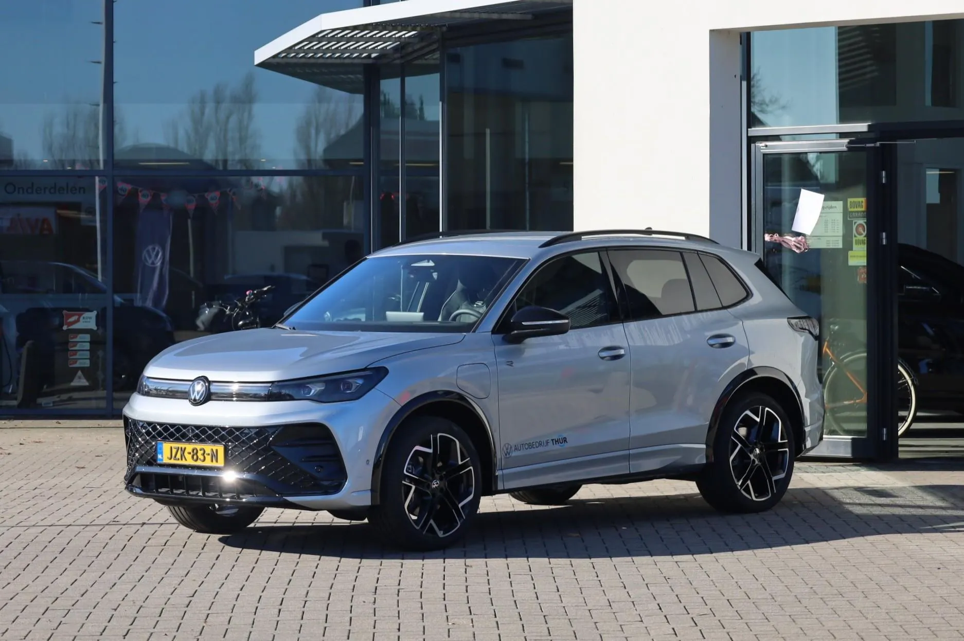 Volkswagen Tiguan — foto 1