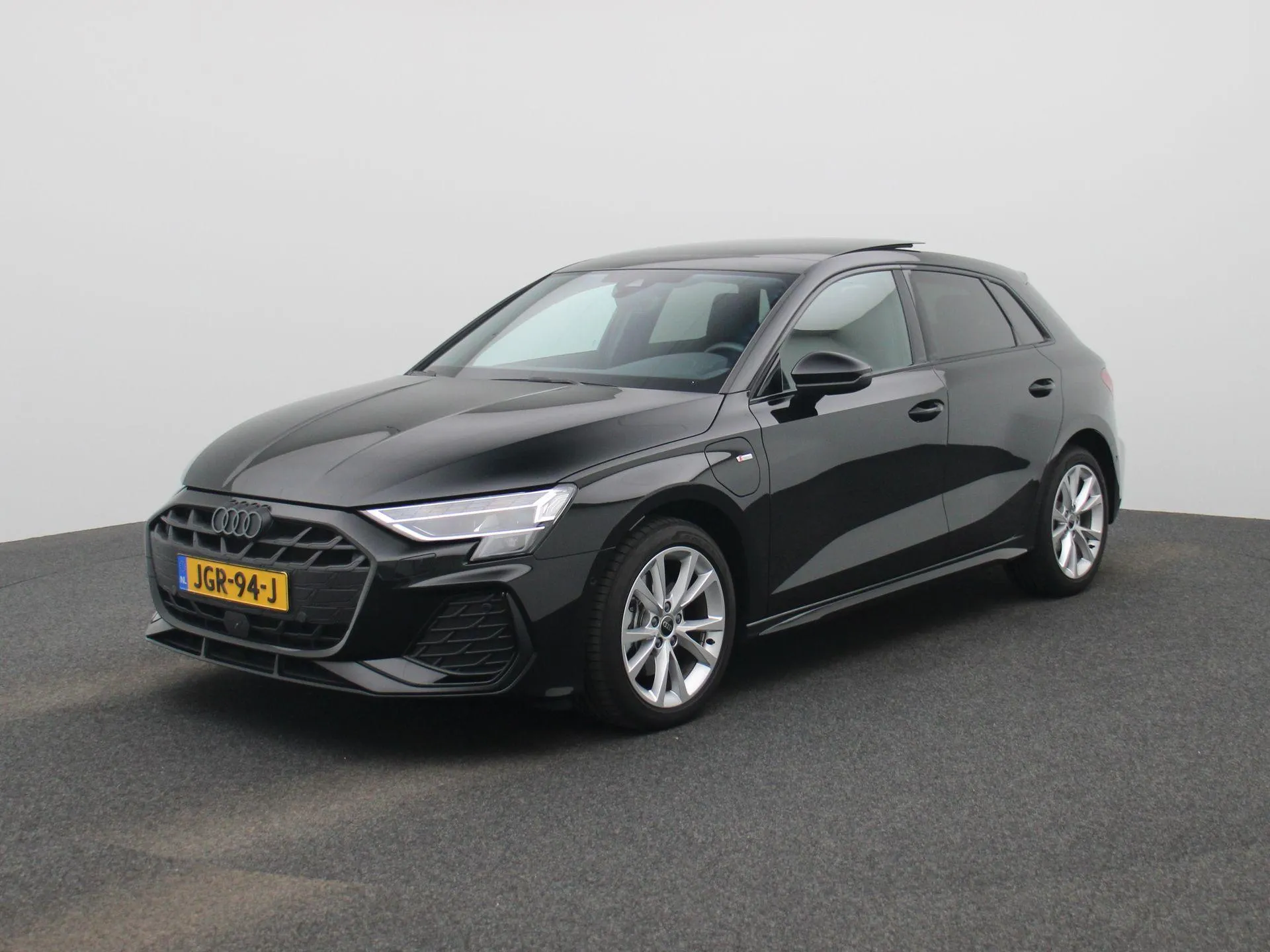 Audi A3 — foto 1