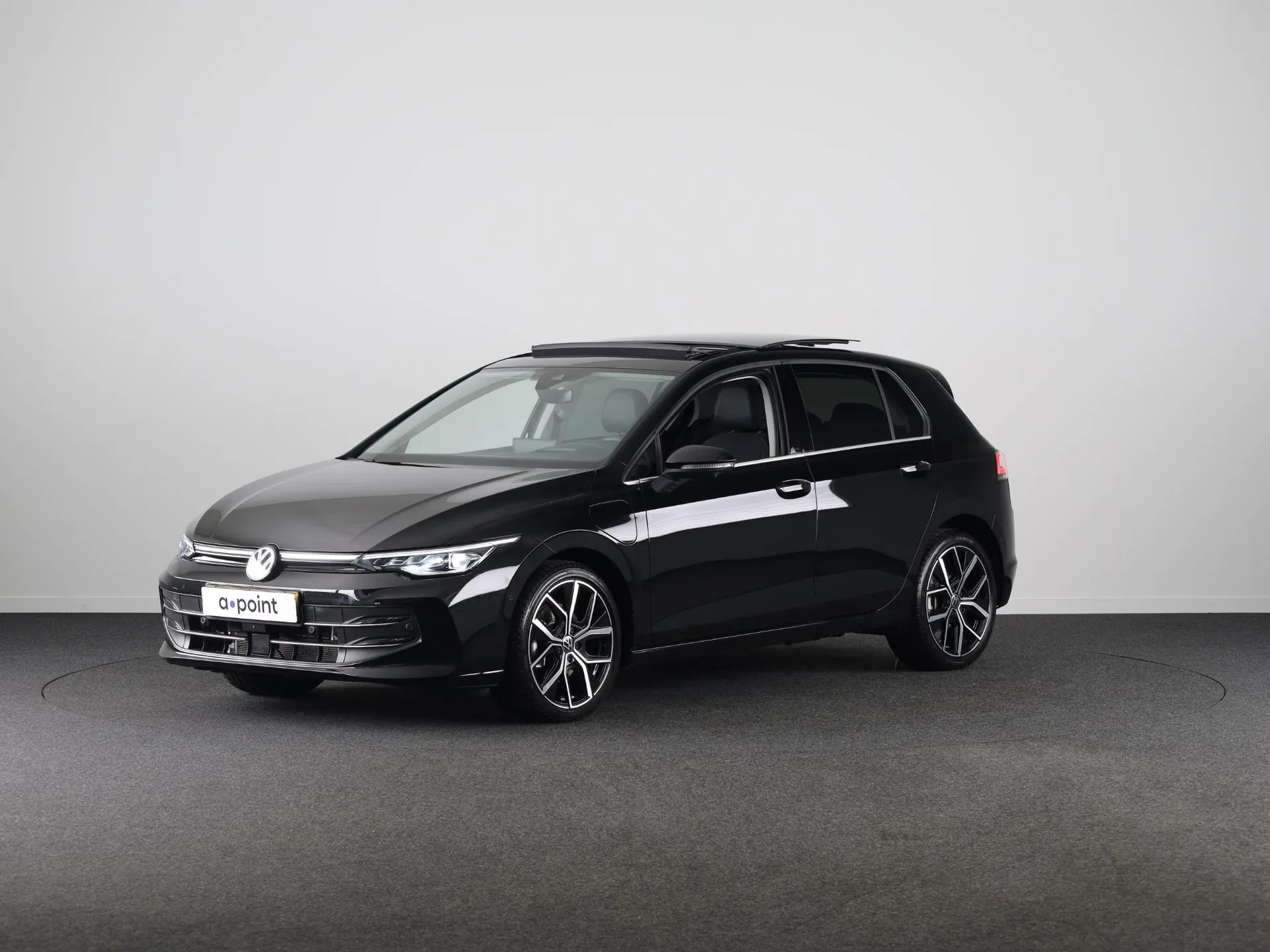 Volkswagen Golf — foto 1
