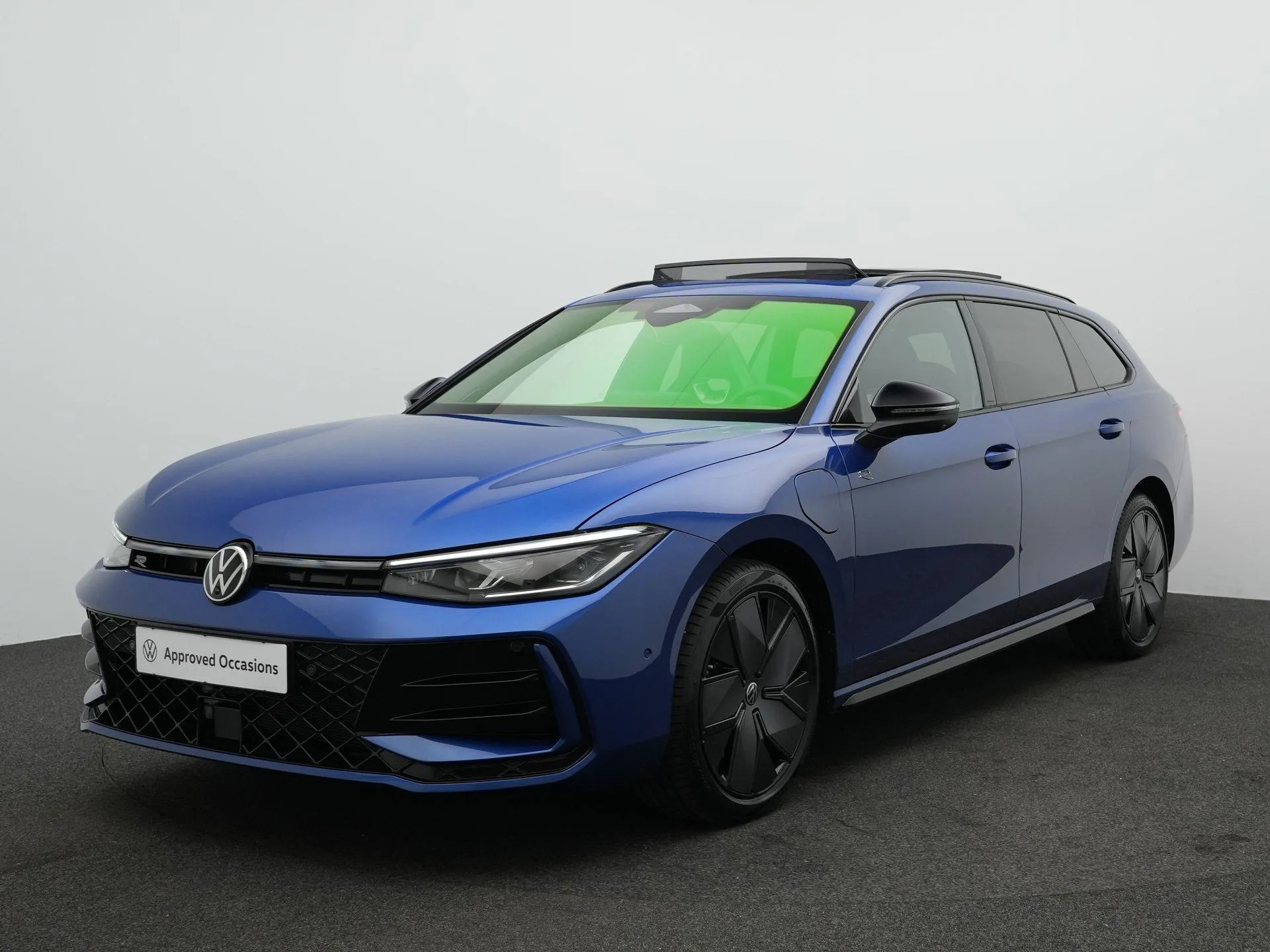 Volkswagen Passat — foto 1