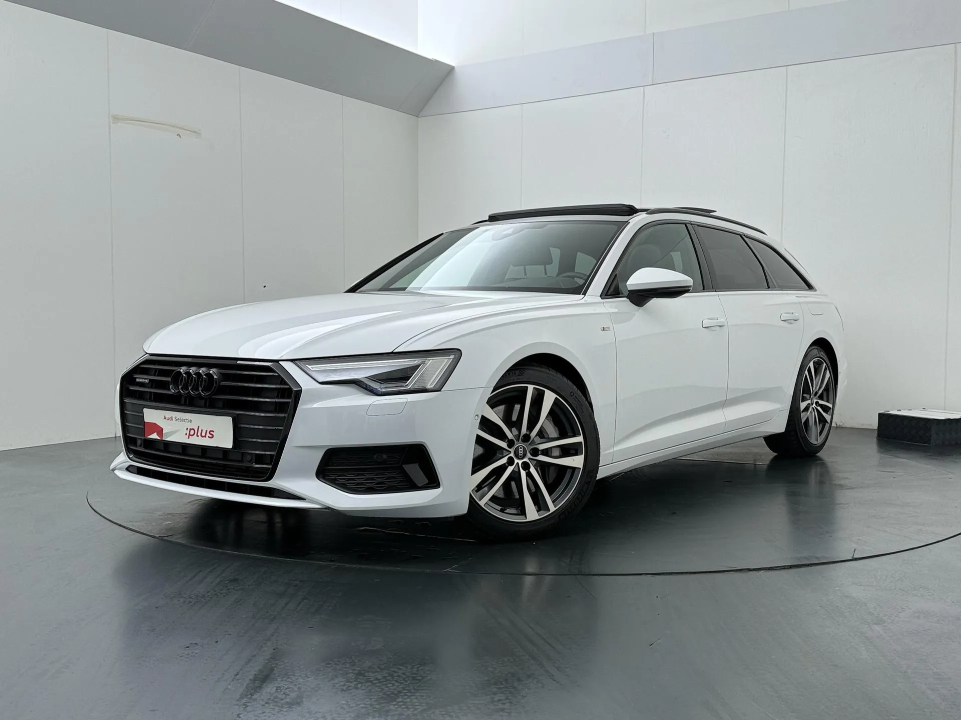 Audi A6 — foto 1