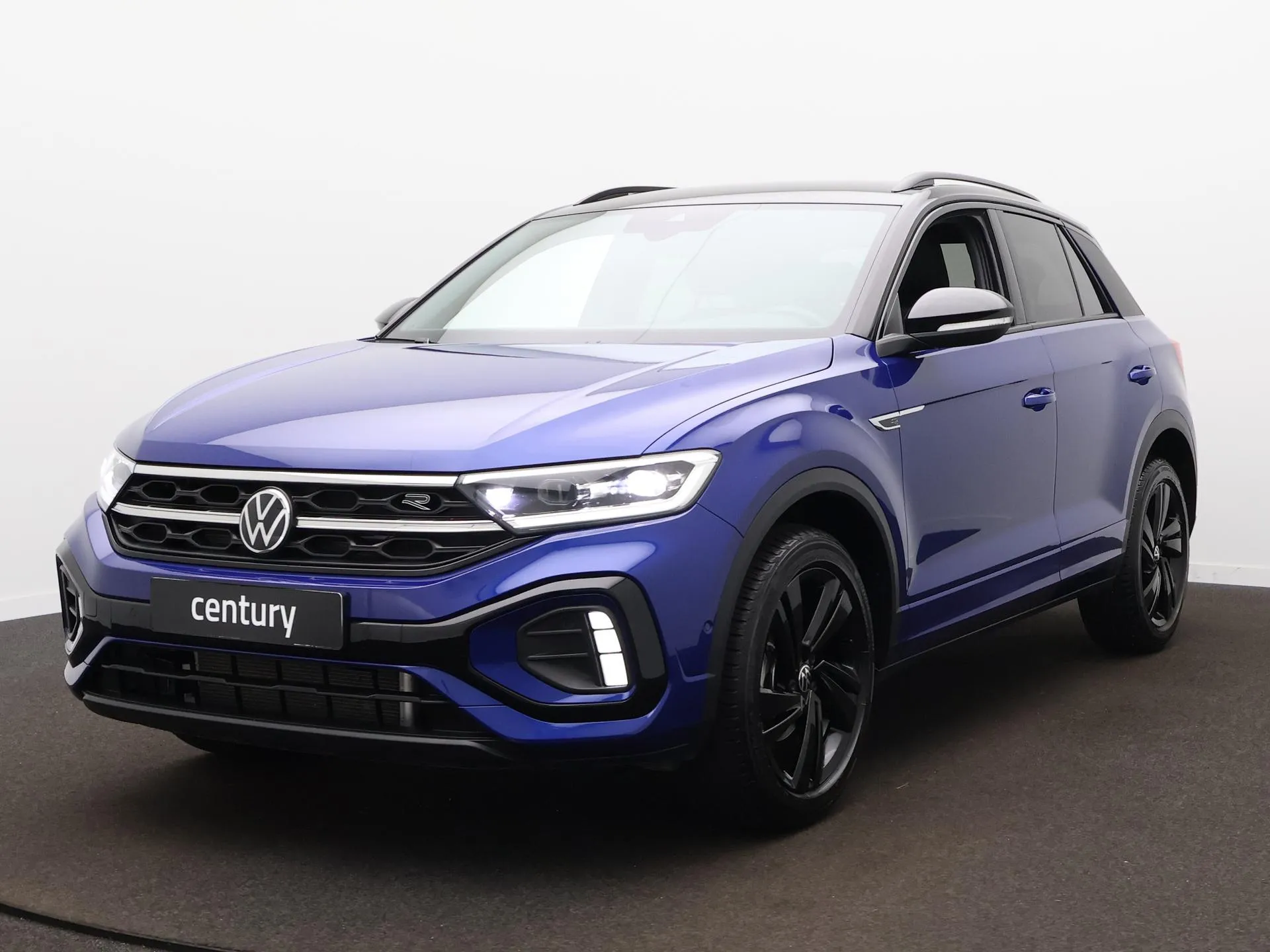 Volkswagen T-Roc — foto 1