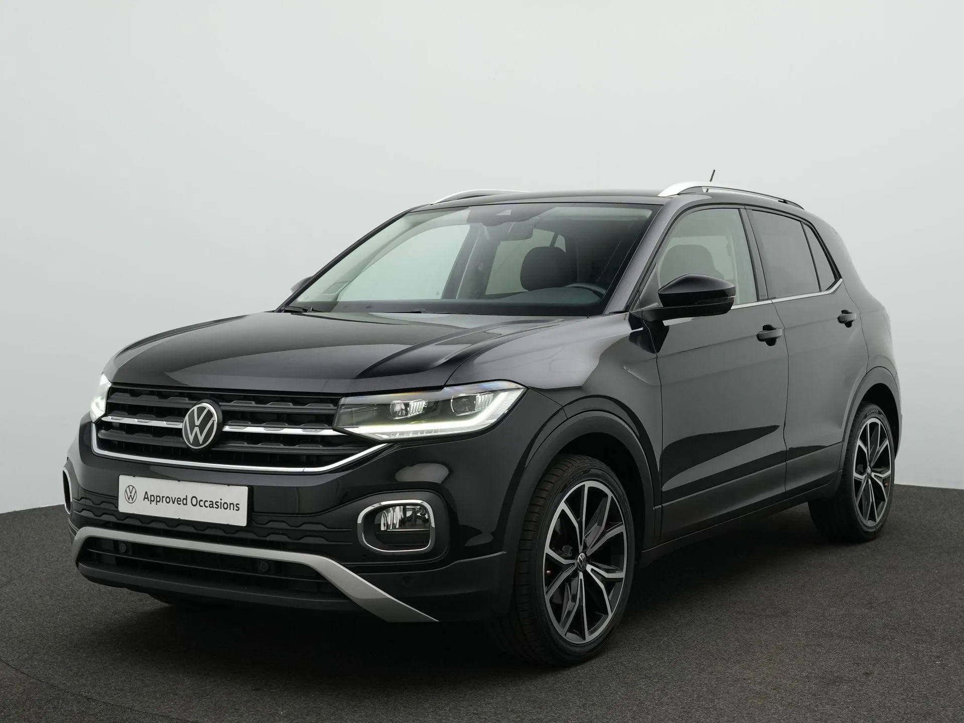 Volkswagen T-Cross — foto 1