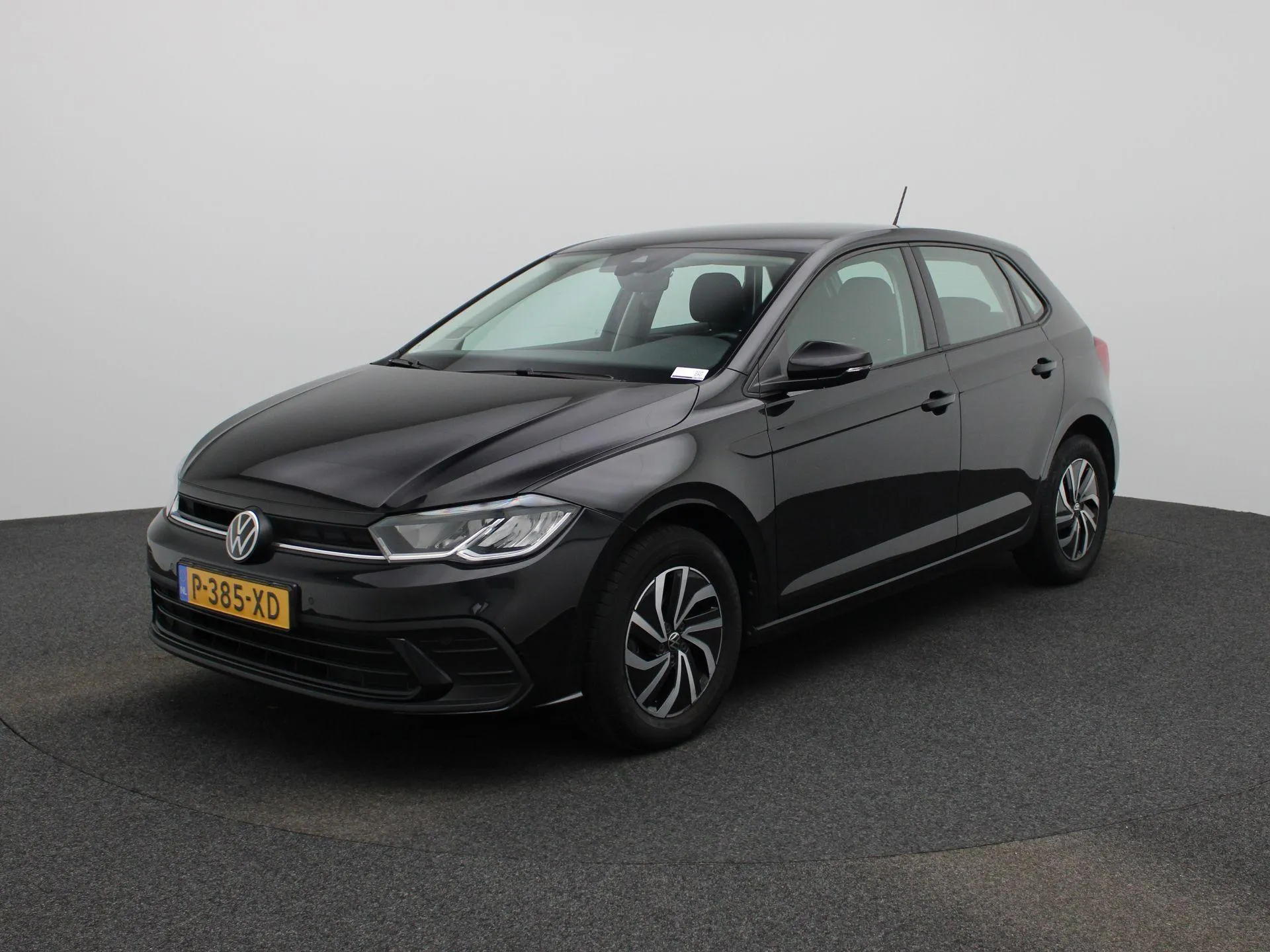 Volkswagen Polo — foto 1