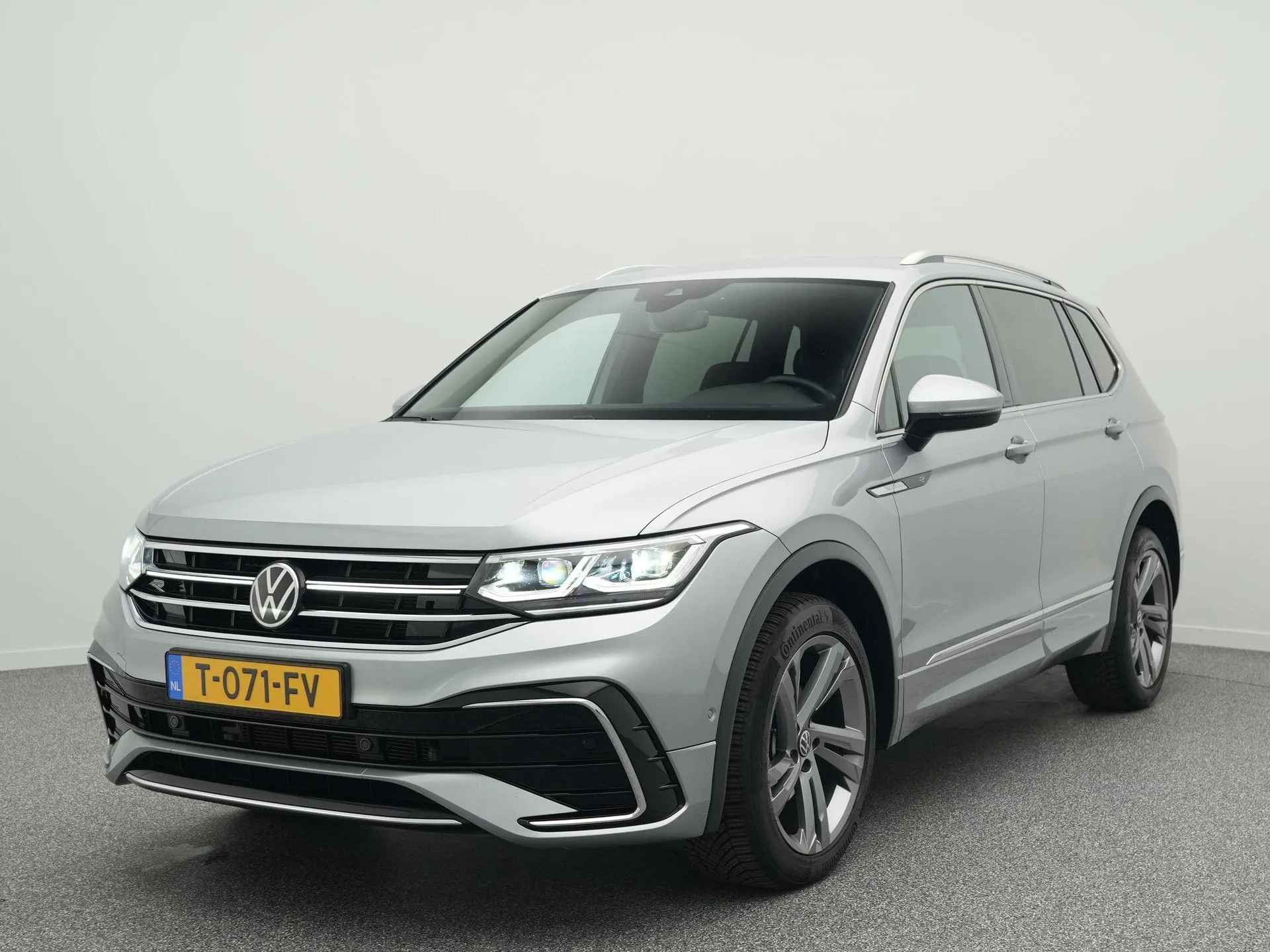 Volkswagen Tiguan Allspace — foto 1