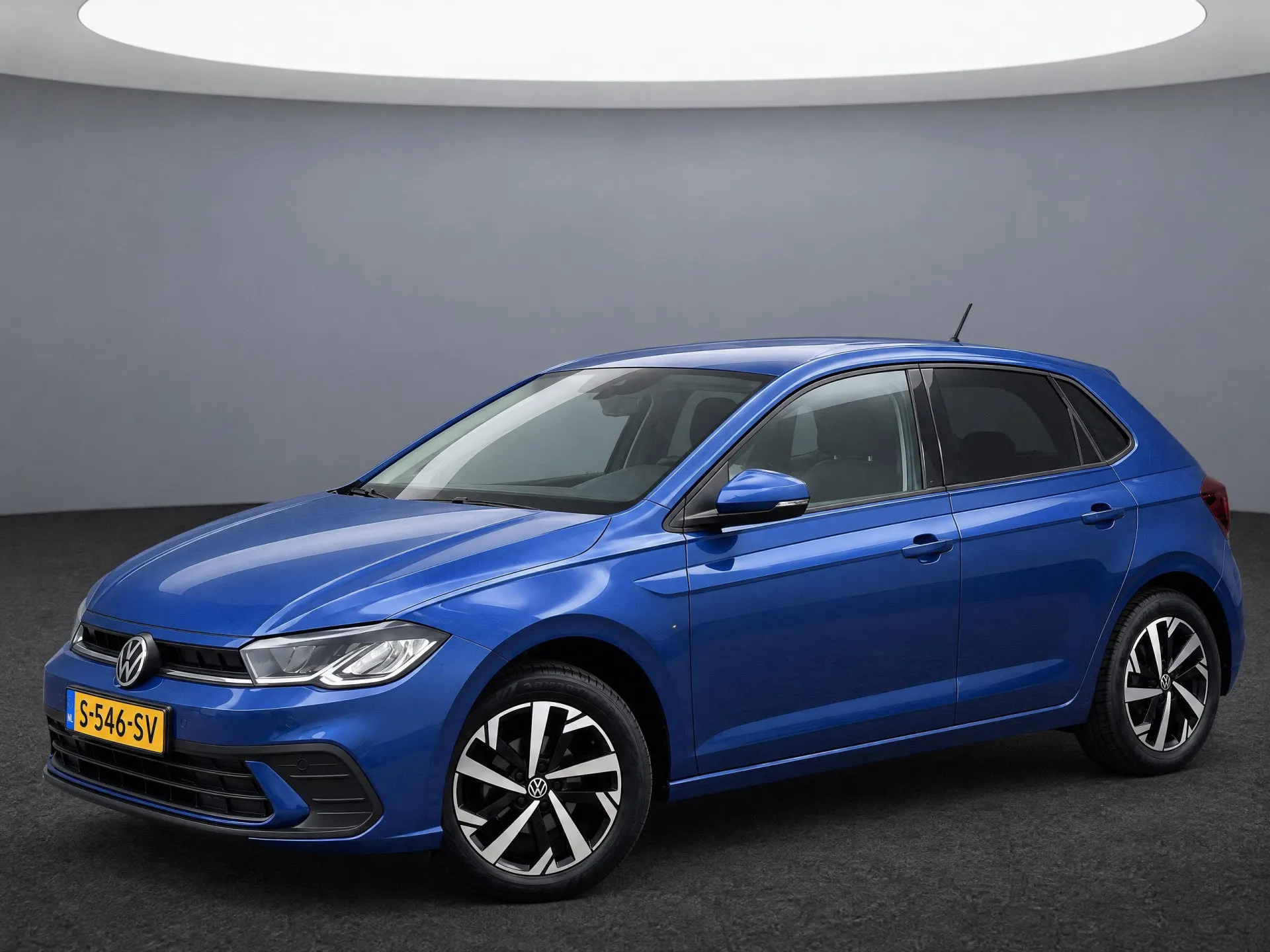 Volkswagen Polo — foto 1