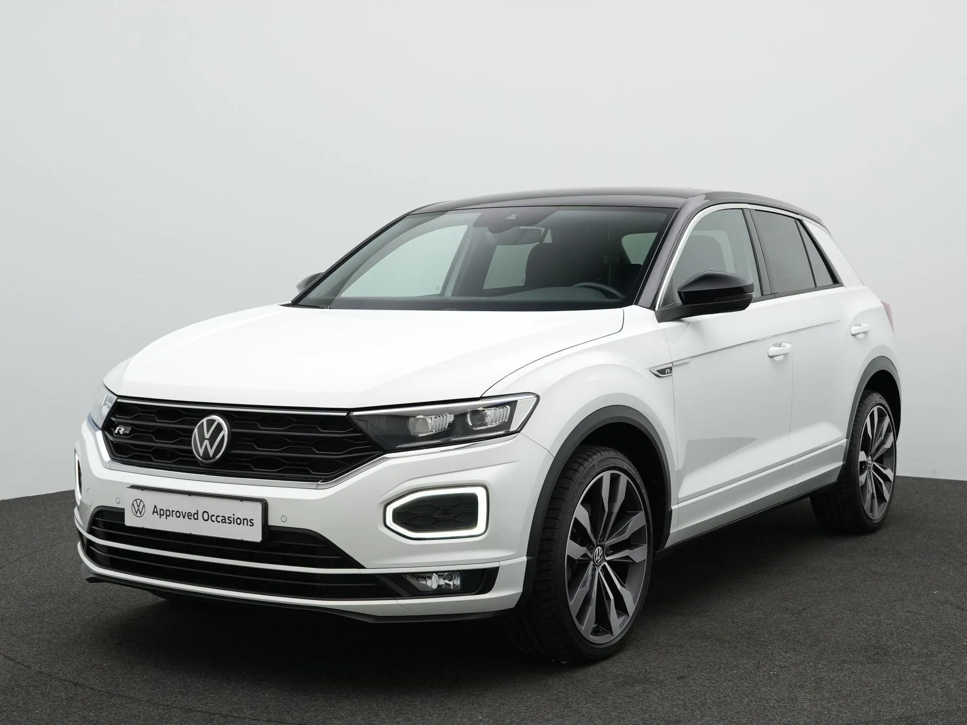 Volkswagen T-Roc — foto 1