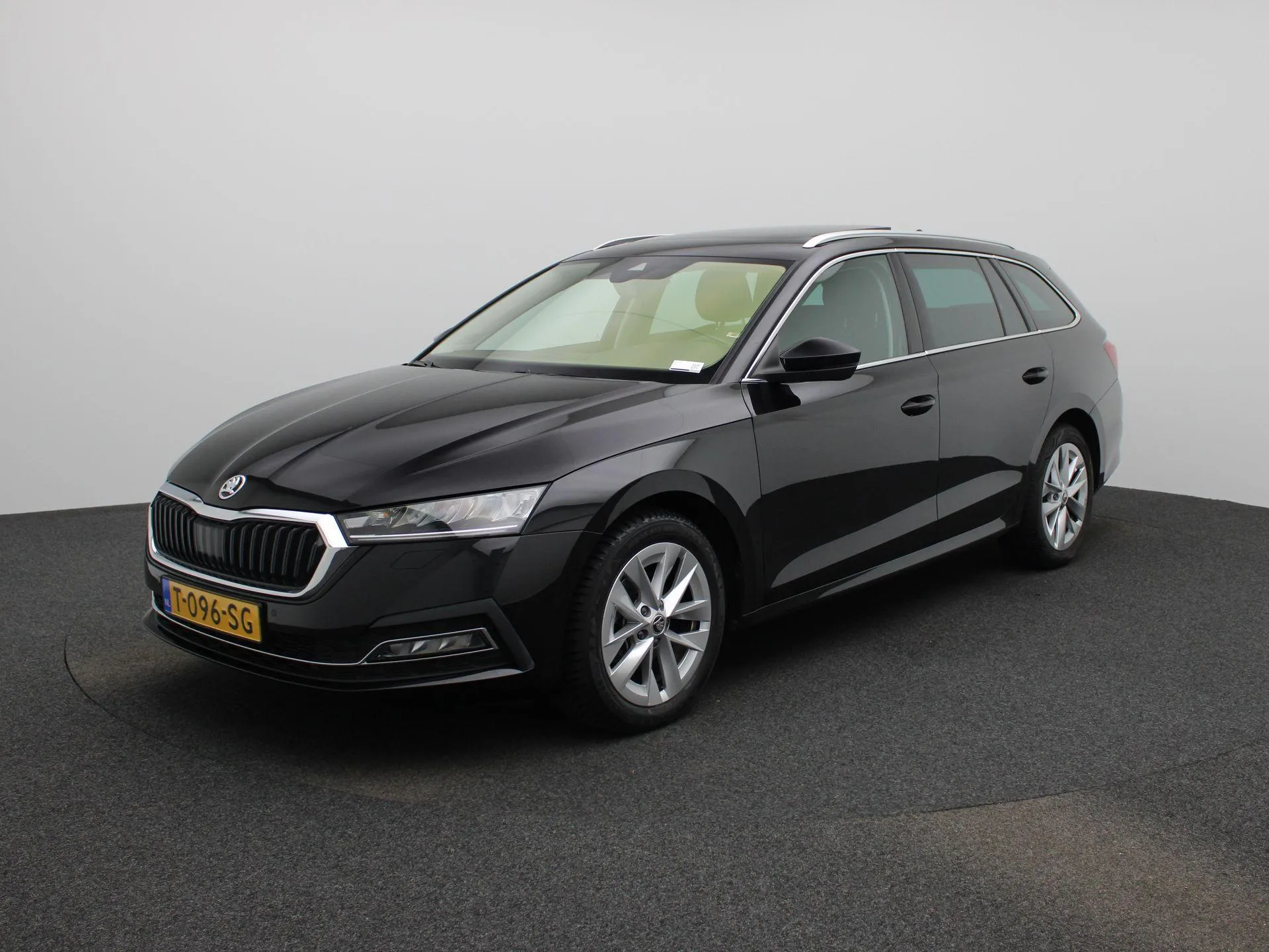 Škoda Octavia — foto 1