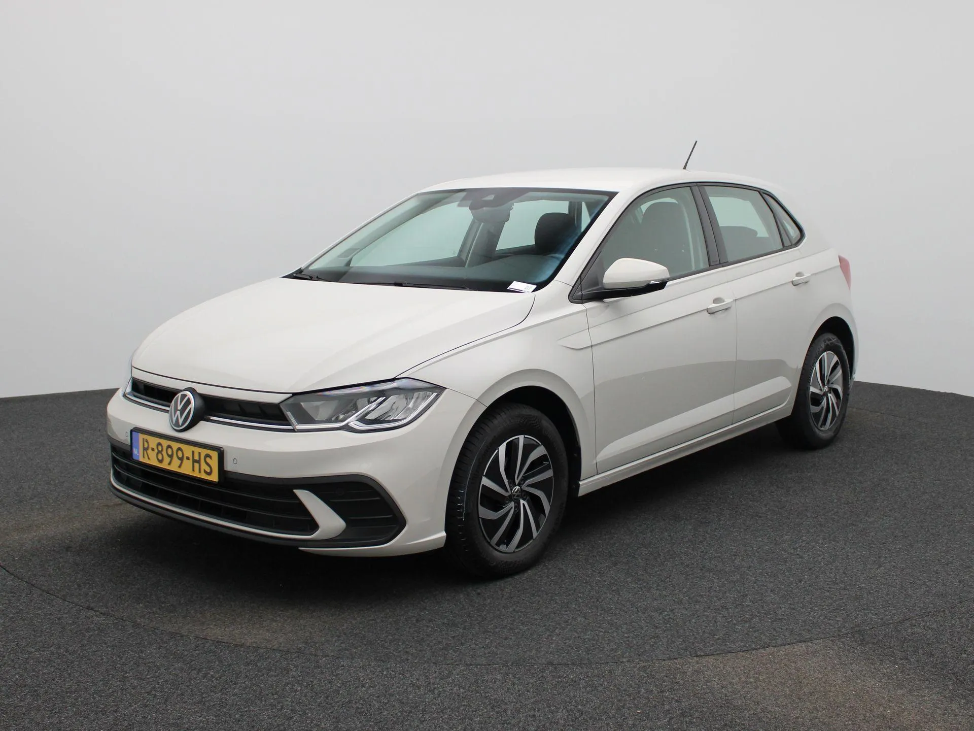 Volkswagen Polo — foto 1