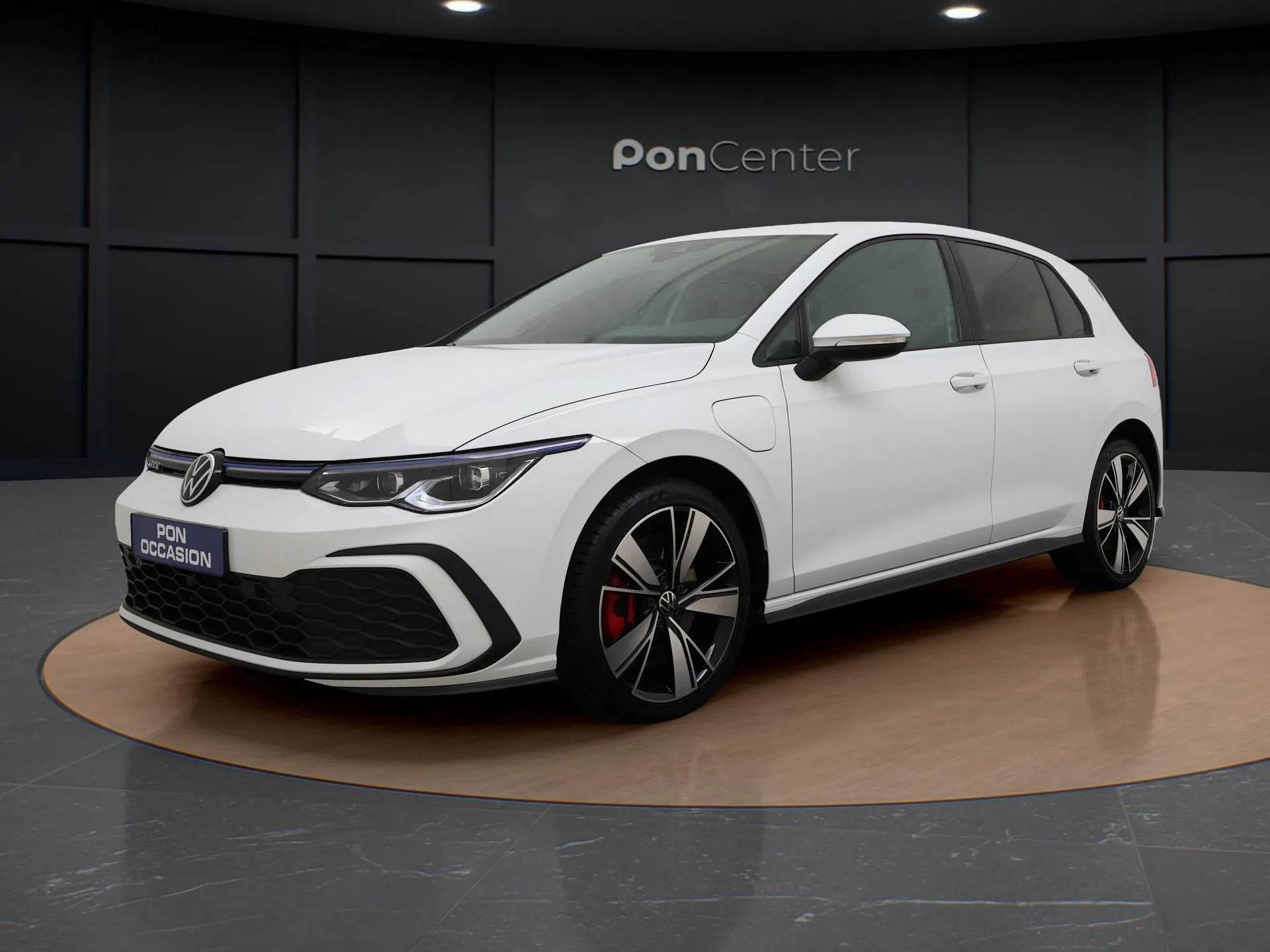 Volkswagen Golf — foto 1
