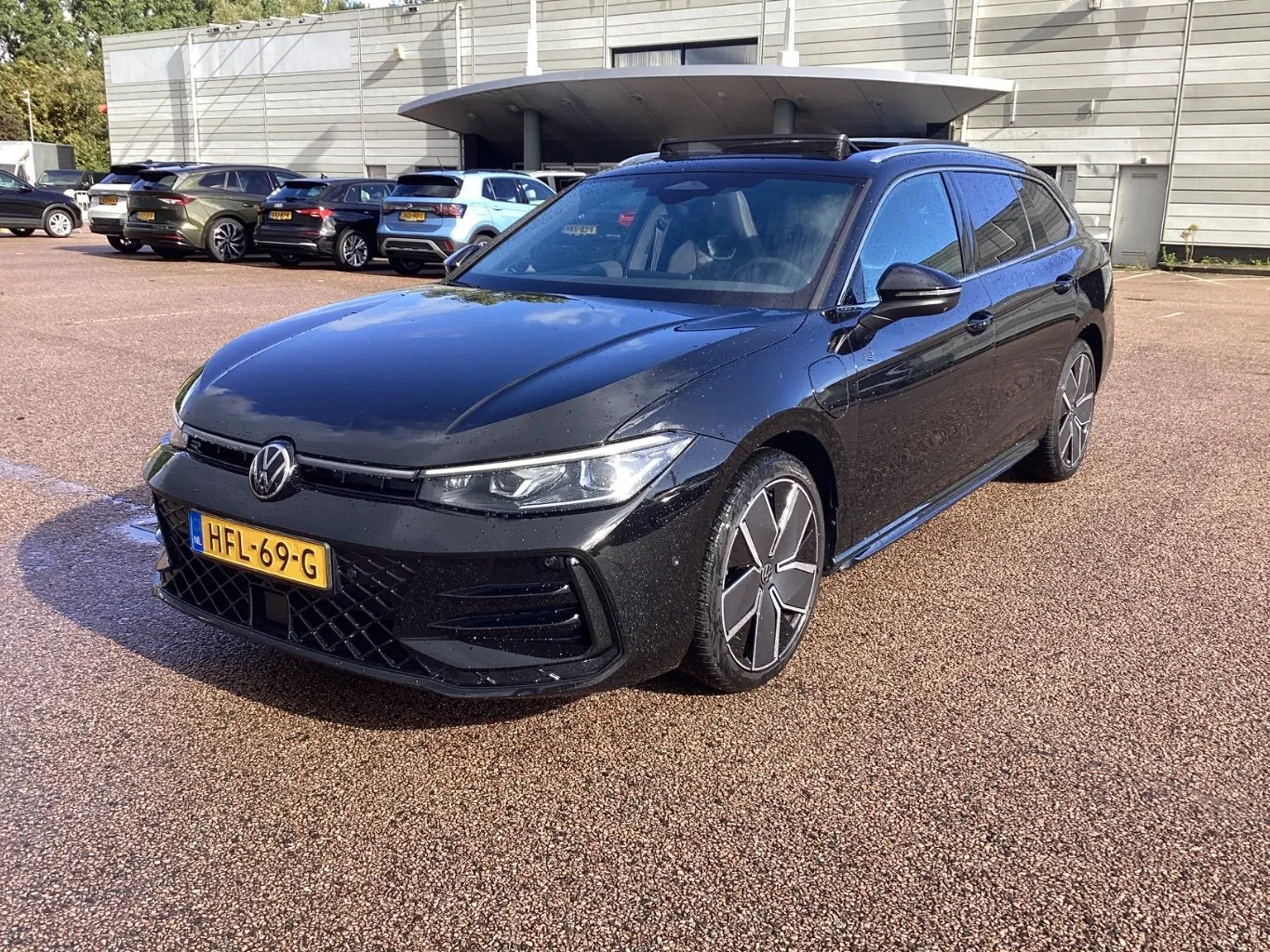 Volkswagen Passat — foto 1