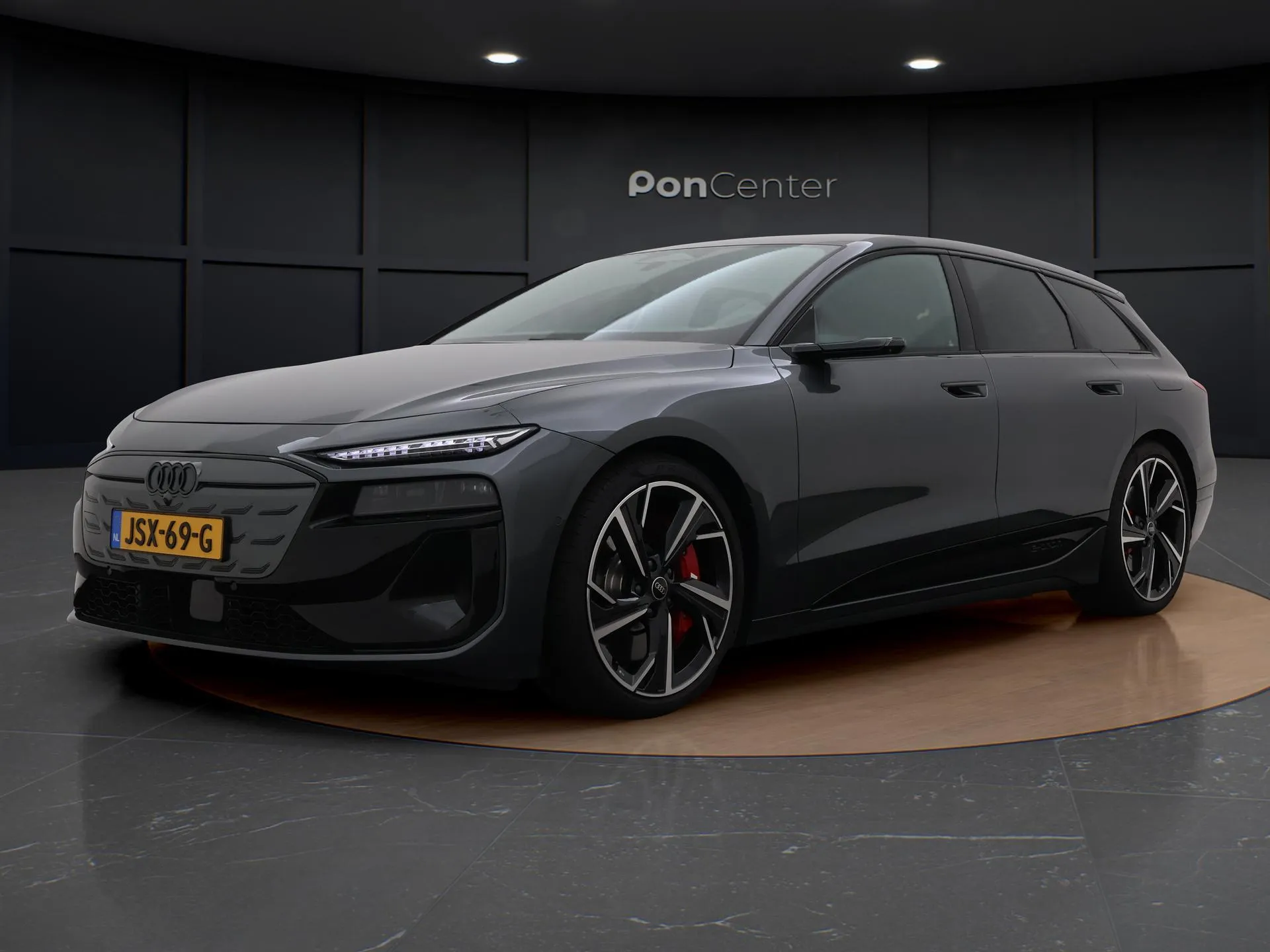 Audi S6 Avant e-tron — foto 1