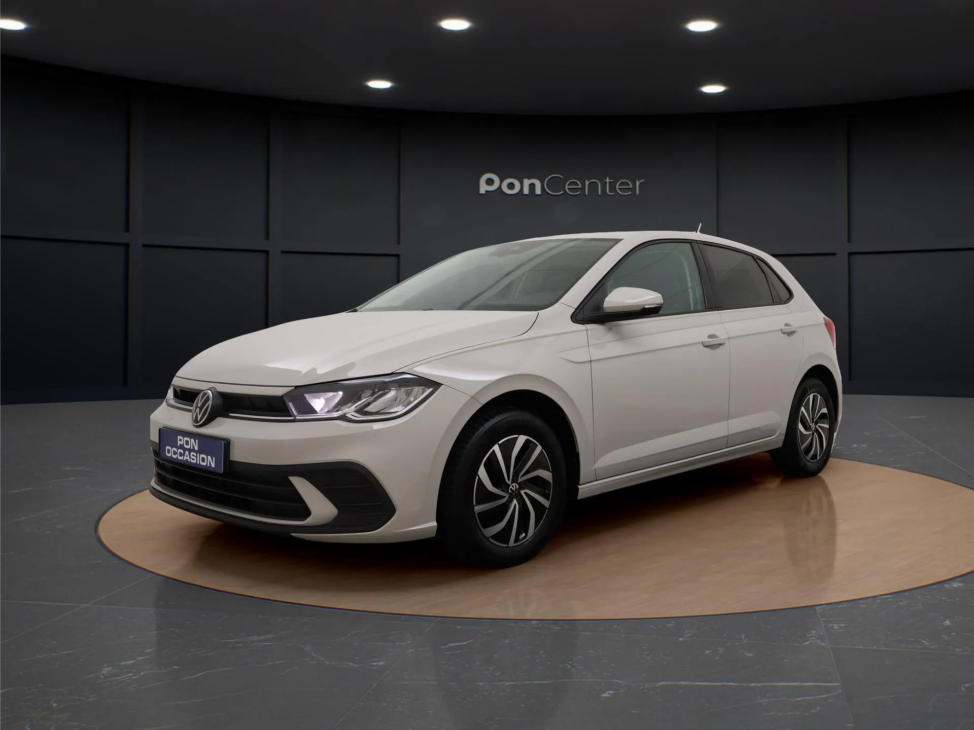 Volkswagen Polo — foto 1