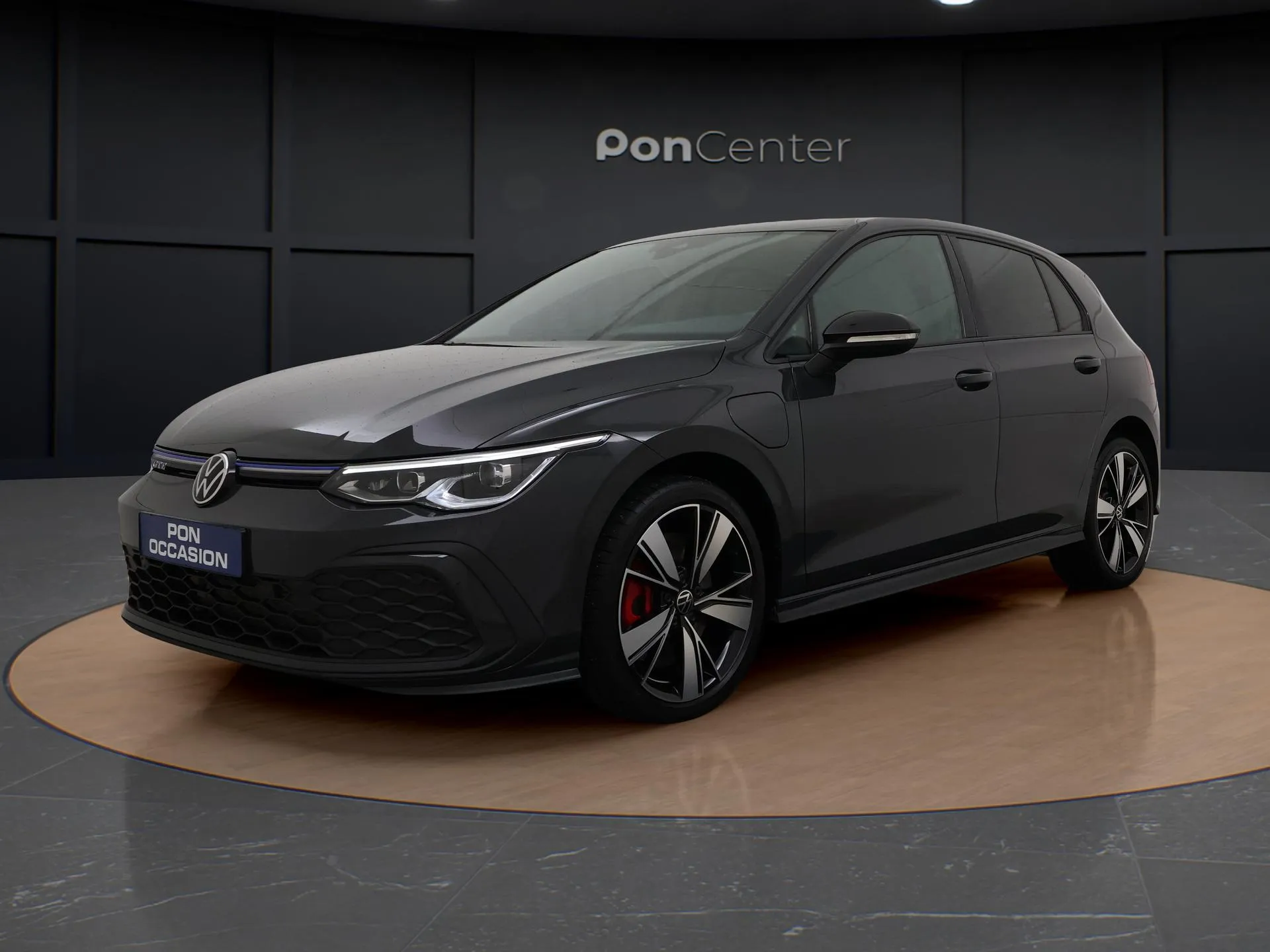 Volkswagen Golf — foto 1