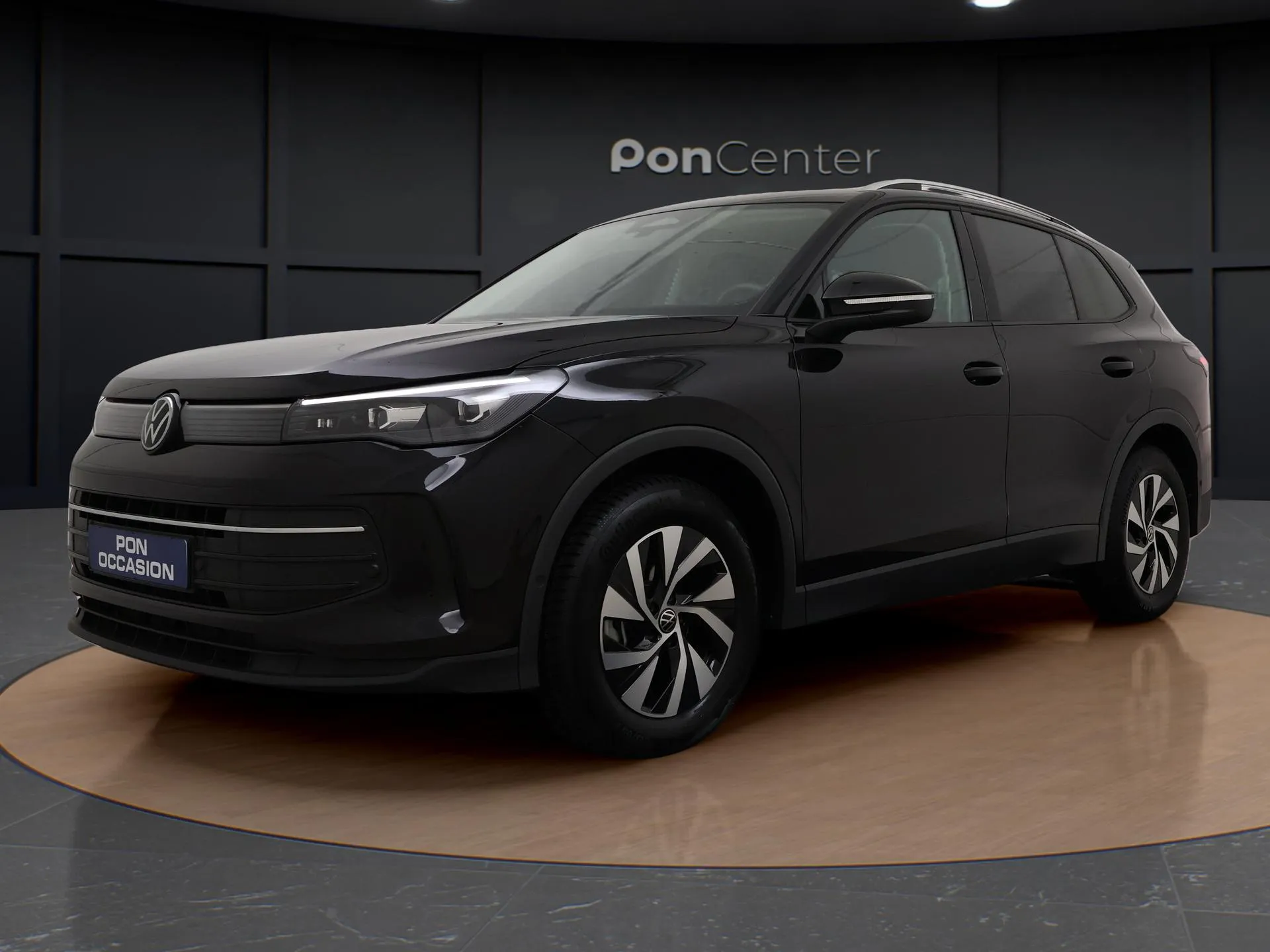 Volkswagen Tiguan — foto 1