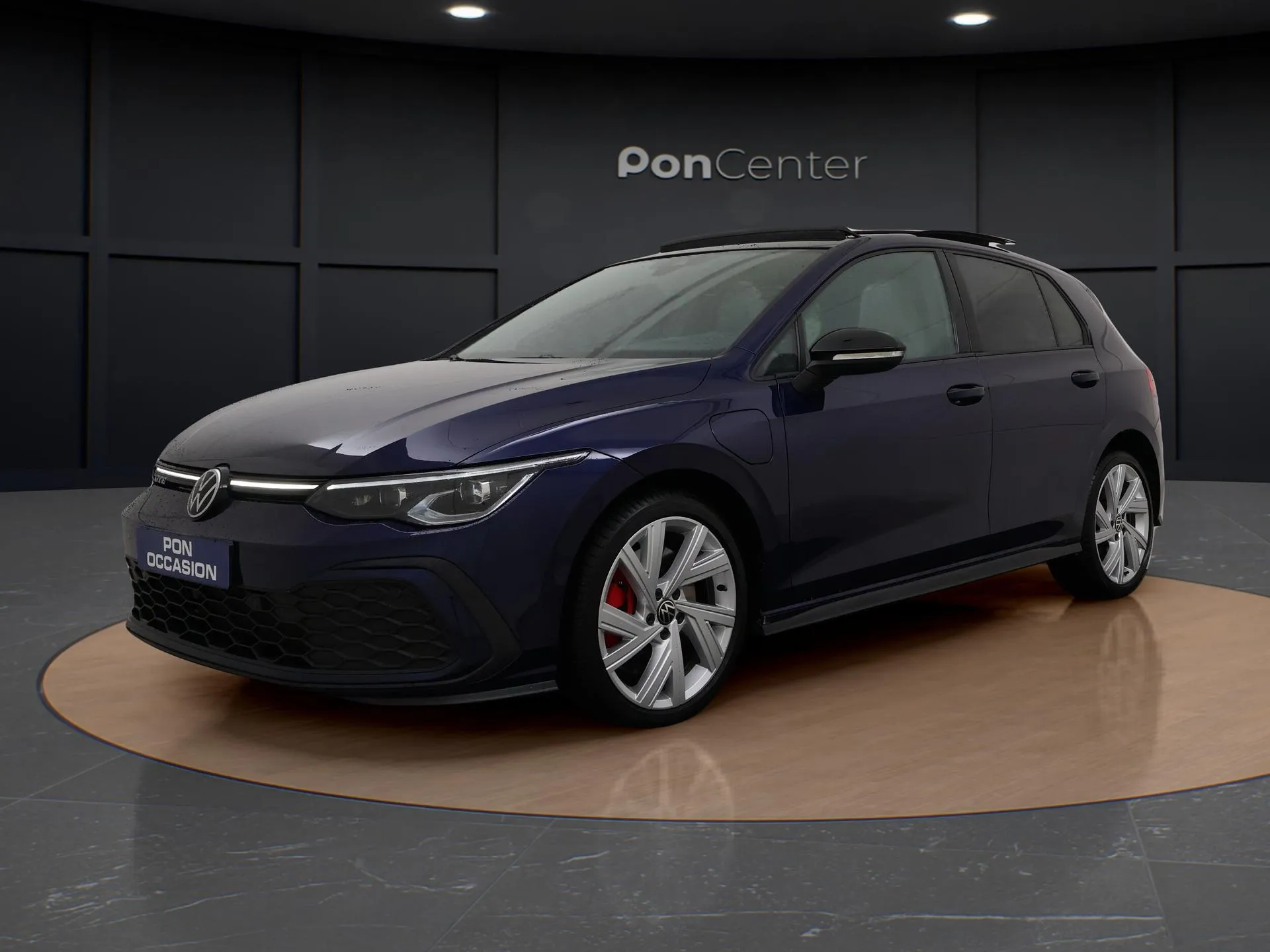 Volkswagen Golf — foto 1