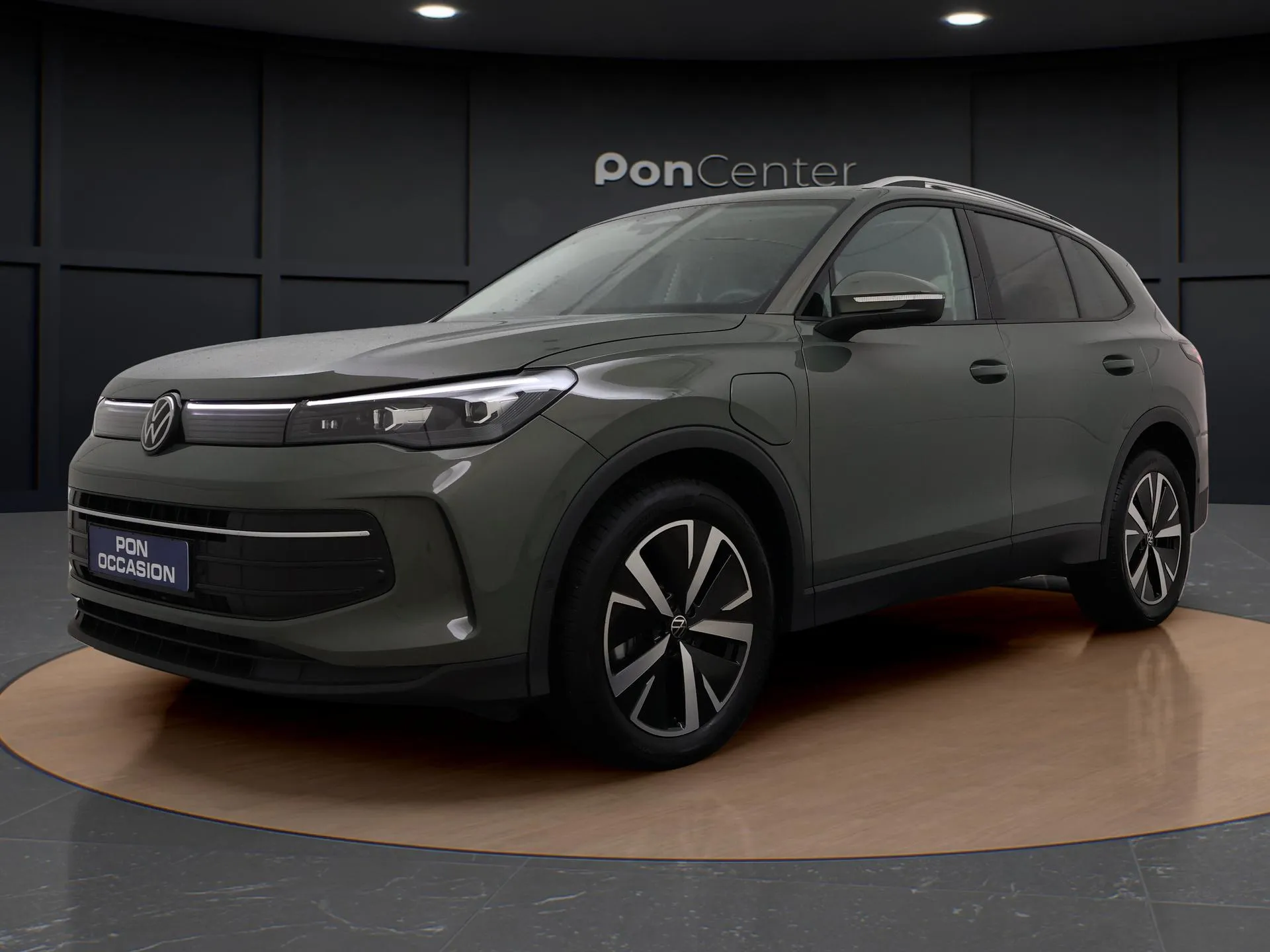 Volkswagen Tiguan — foto 1