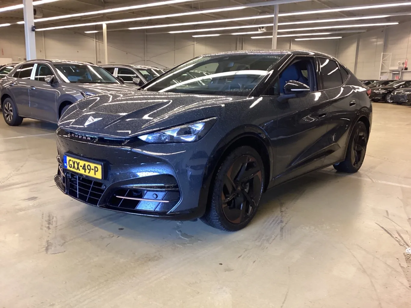 Cupra Tavascan — foto 1