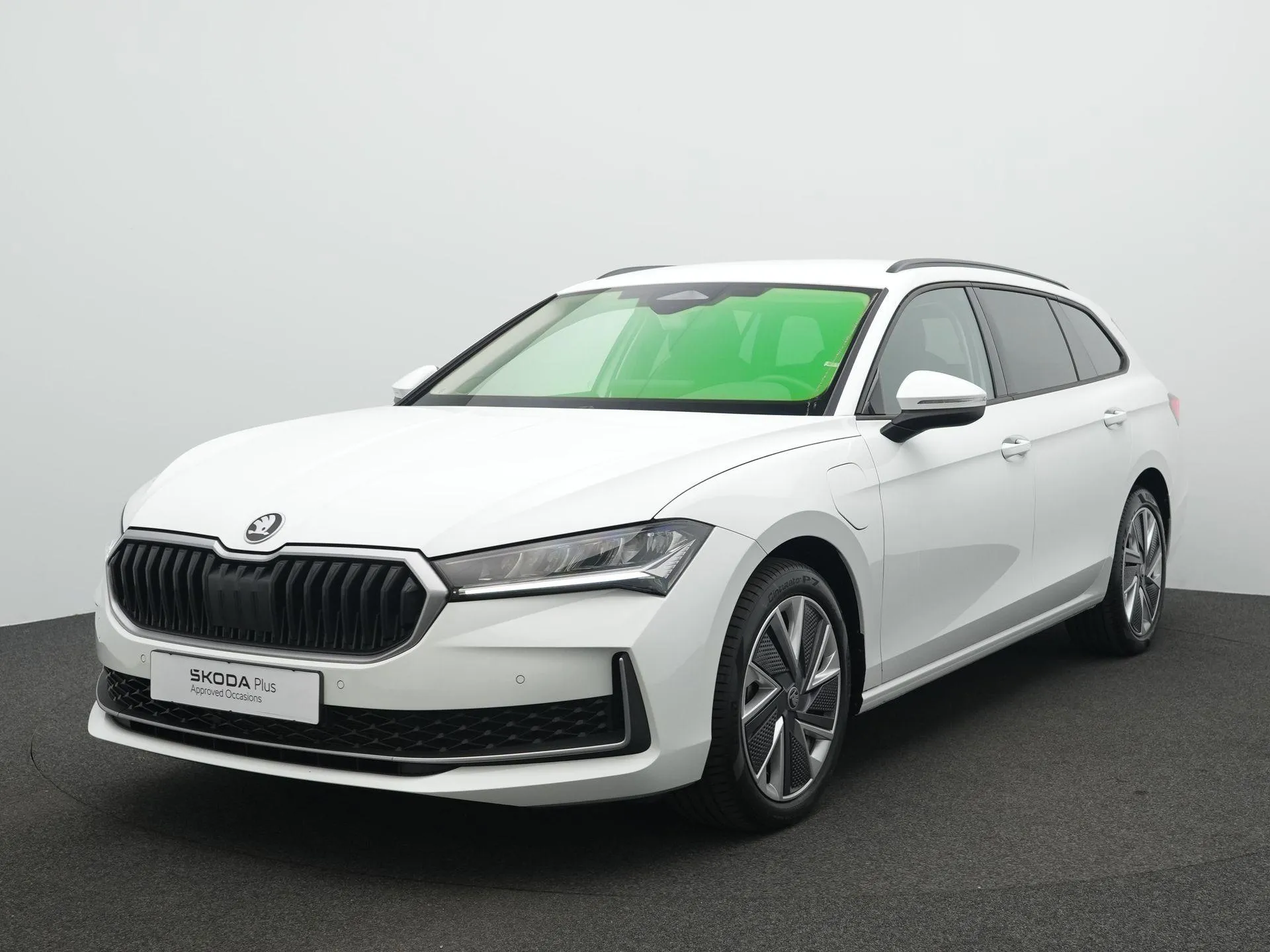 Škoda Superb — foto 1