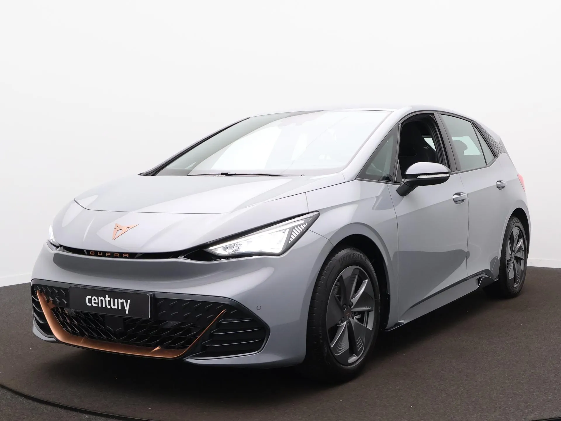 Cupra Born — foto 1