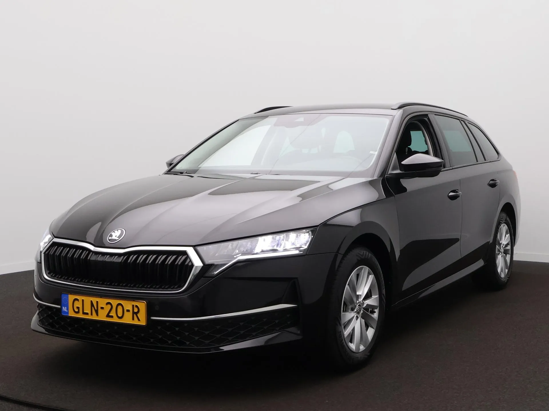 Škoda Octavia — foto 1